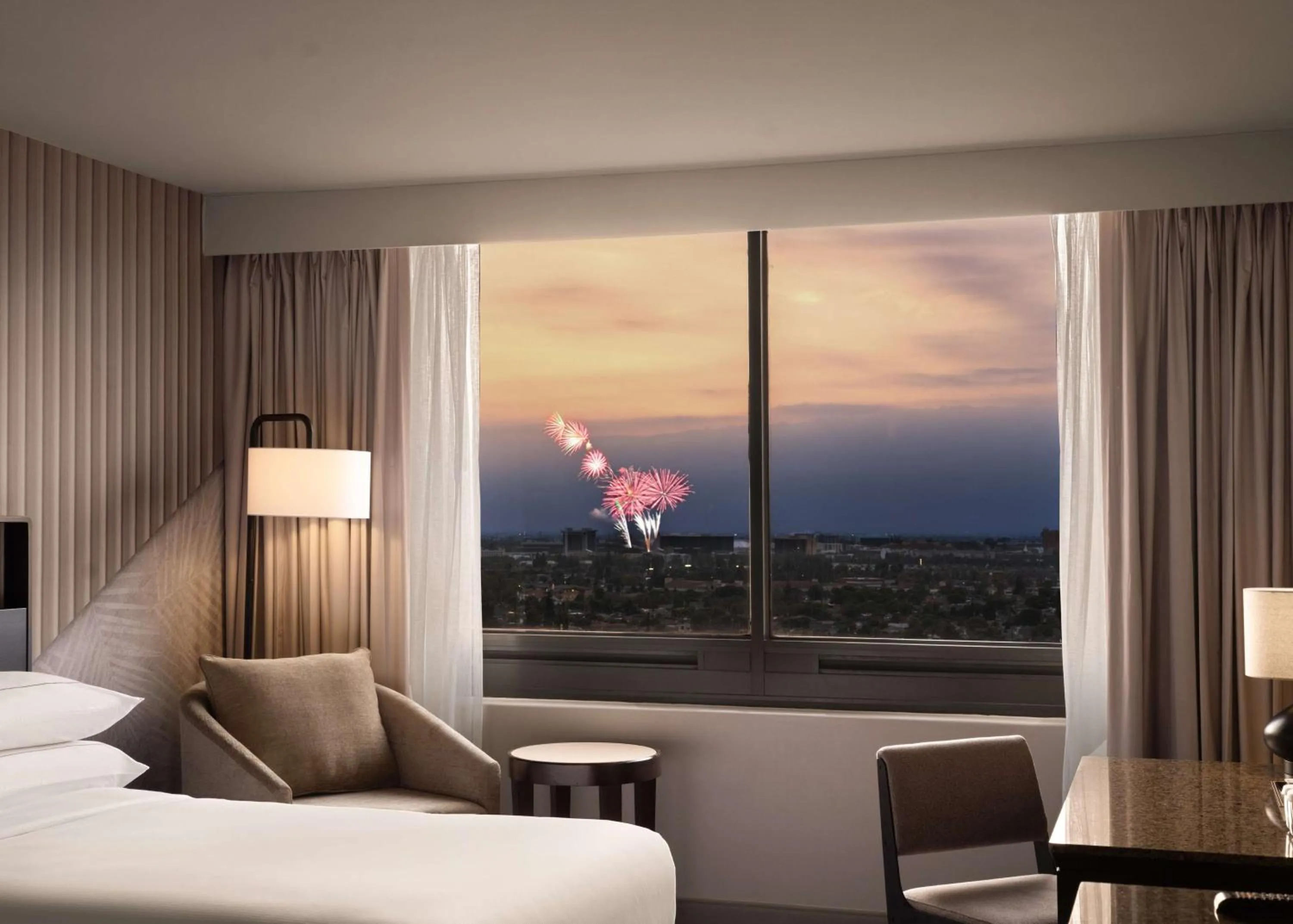 View (from property/room), Bed in Hotel Fera Anaheim, a DoubleTree by Hilton Hotel