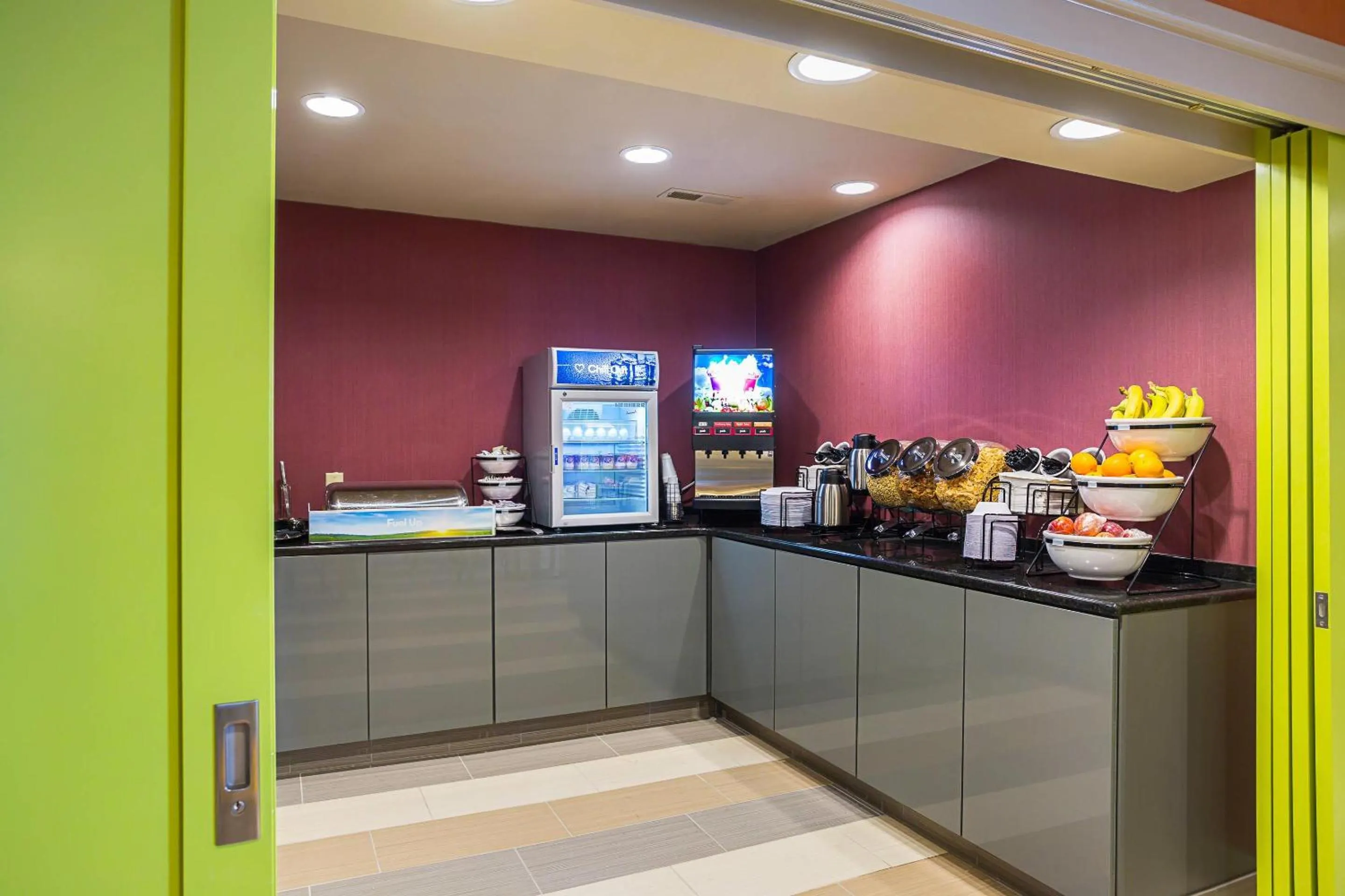 Breakfast in Clarion Inn & Suites Evansville Eastland Area