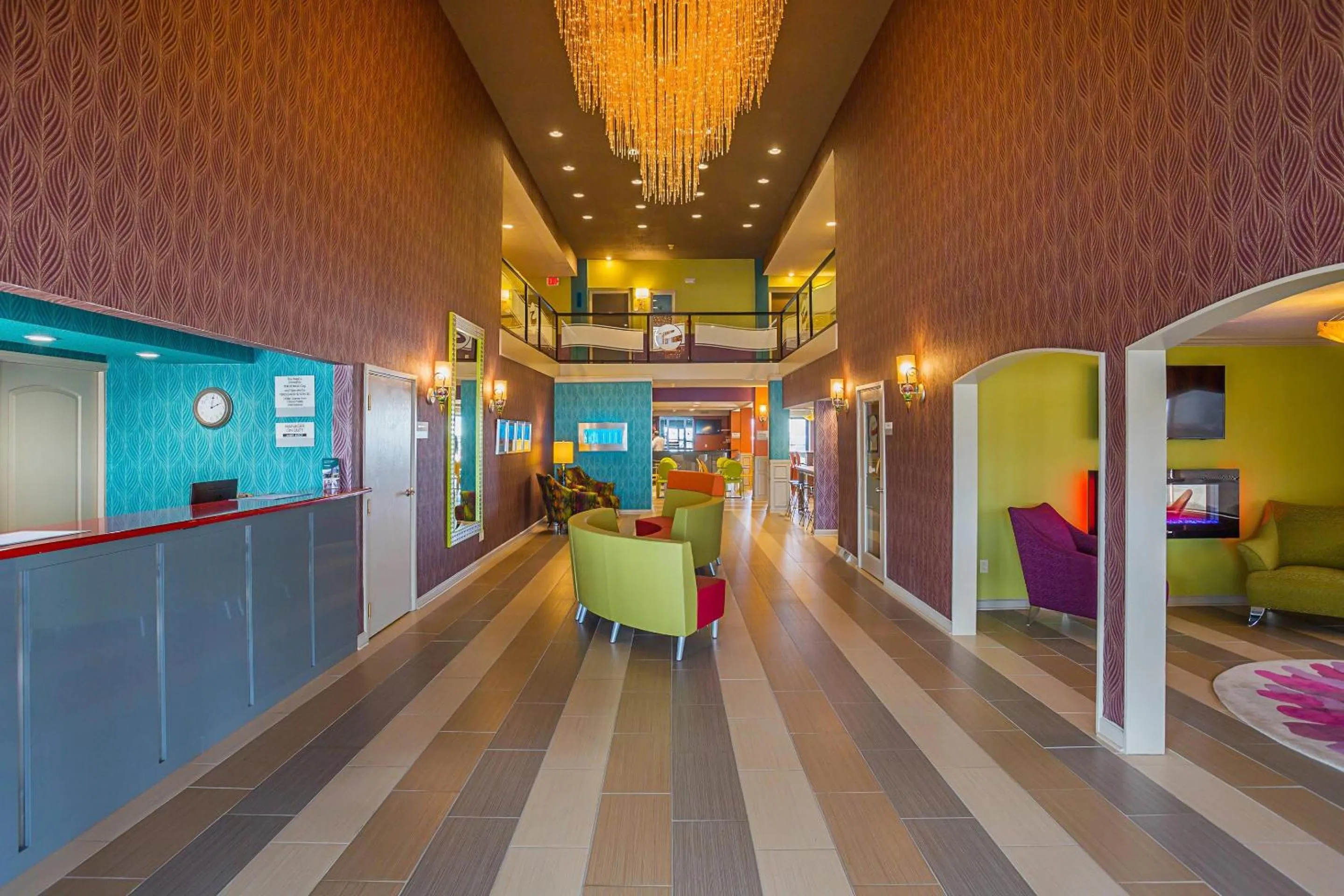 Lobby or reception in Clarion Inn & Suites Evansville Eastland Area