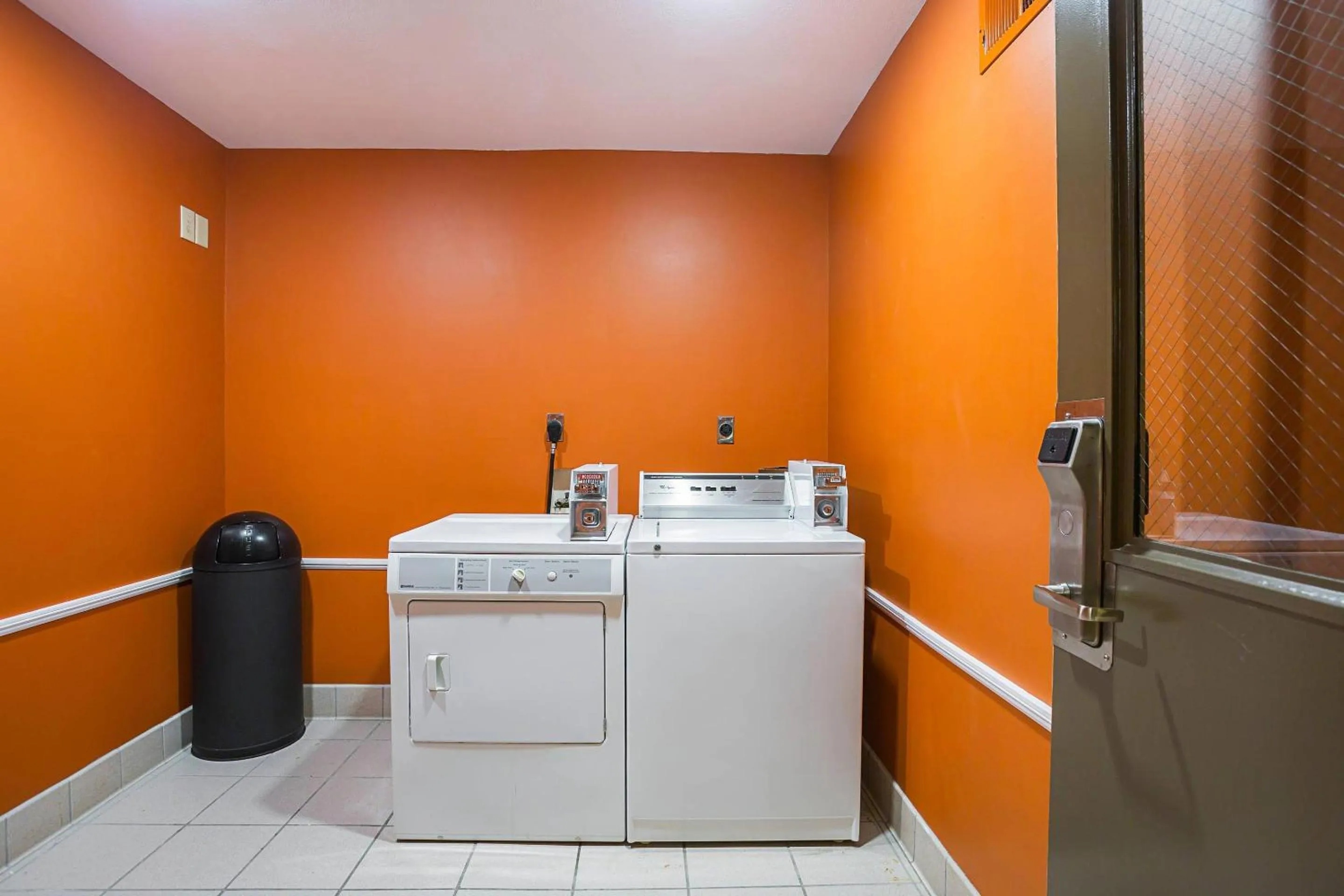 Other in Clarion Inn & Suites Evansville Eastland Area