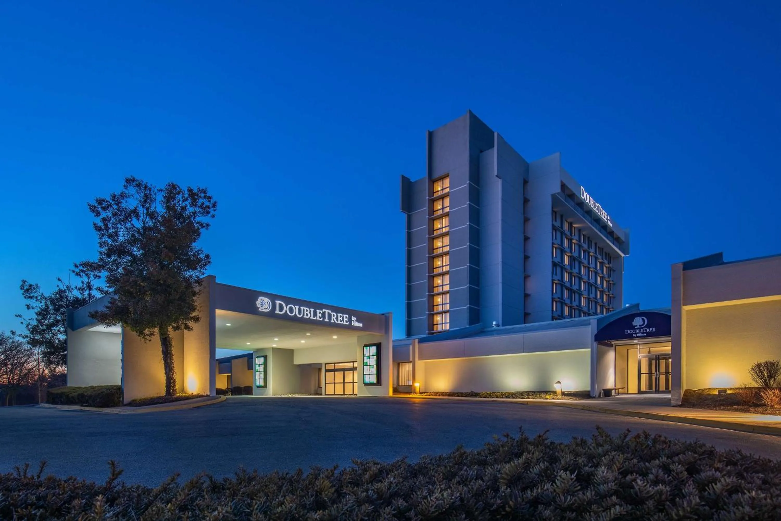 Property building in DoubleTree by Hilton Washington DC North/Gaithersburg