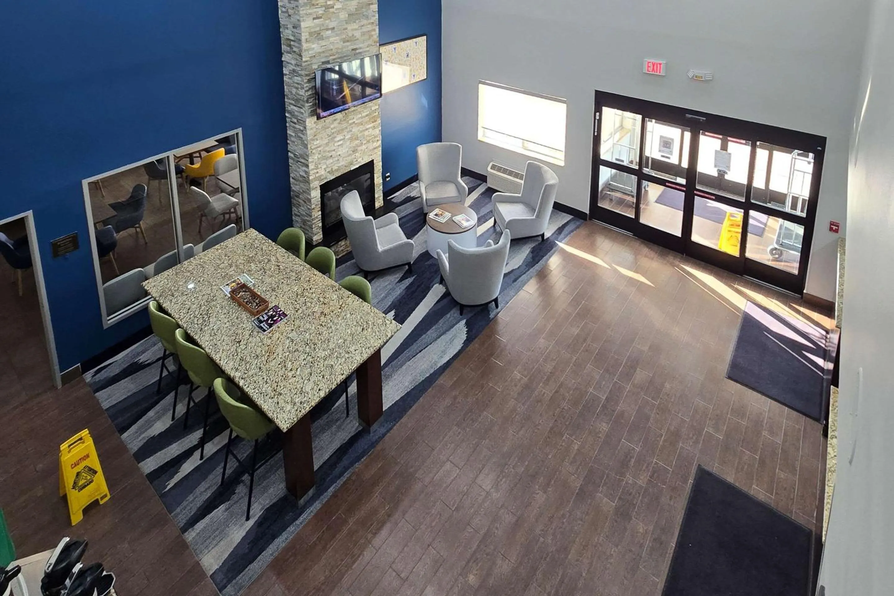Lobby or reception in Comfort Suites Terre Haute University Area