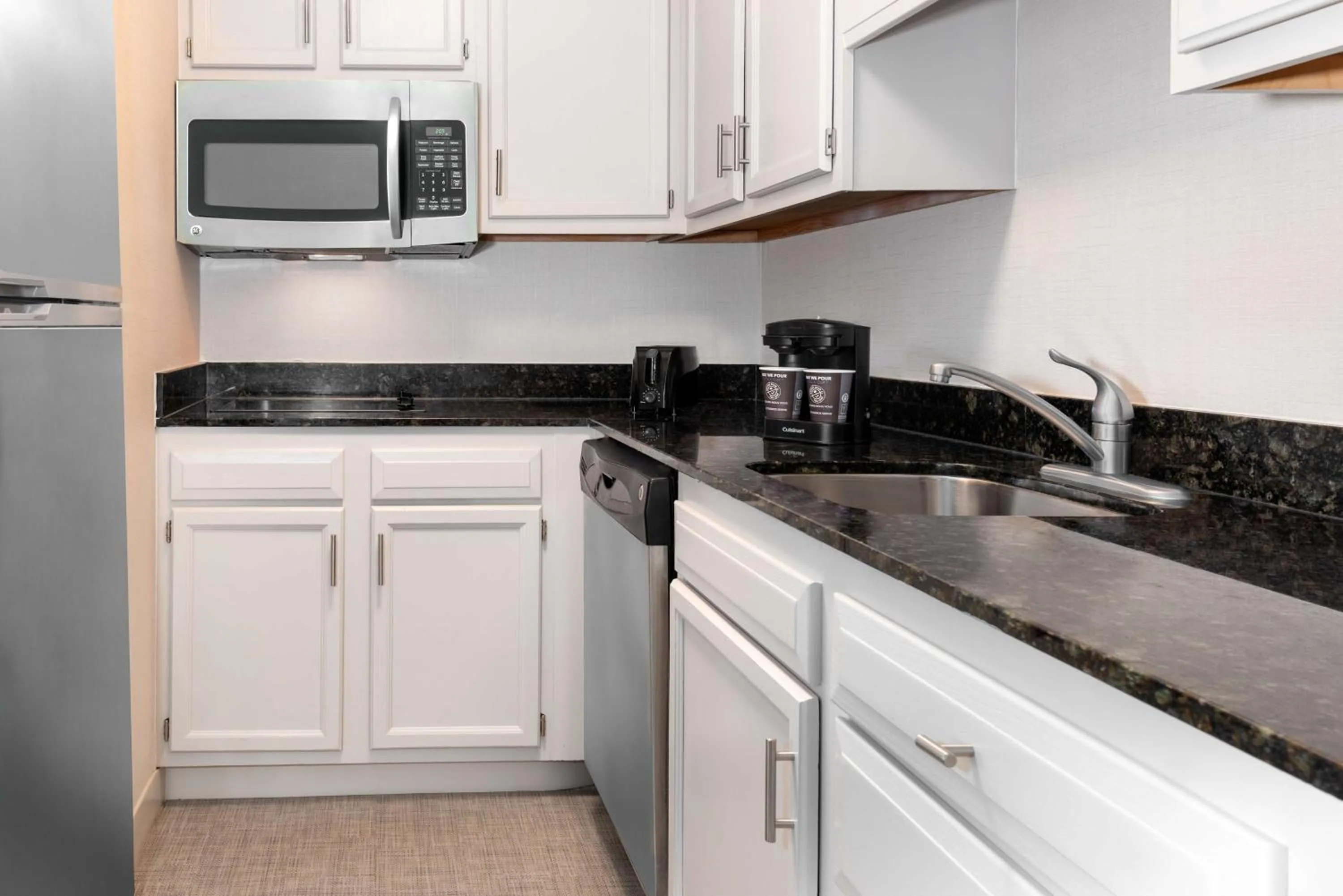 Kitchen or kitchenette in Homewood Suites by Hilton Buffalo/Airport