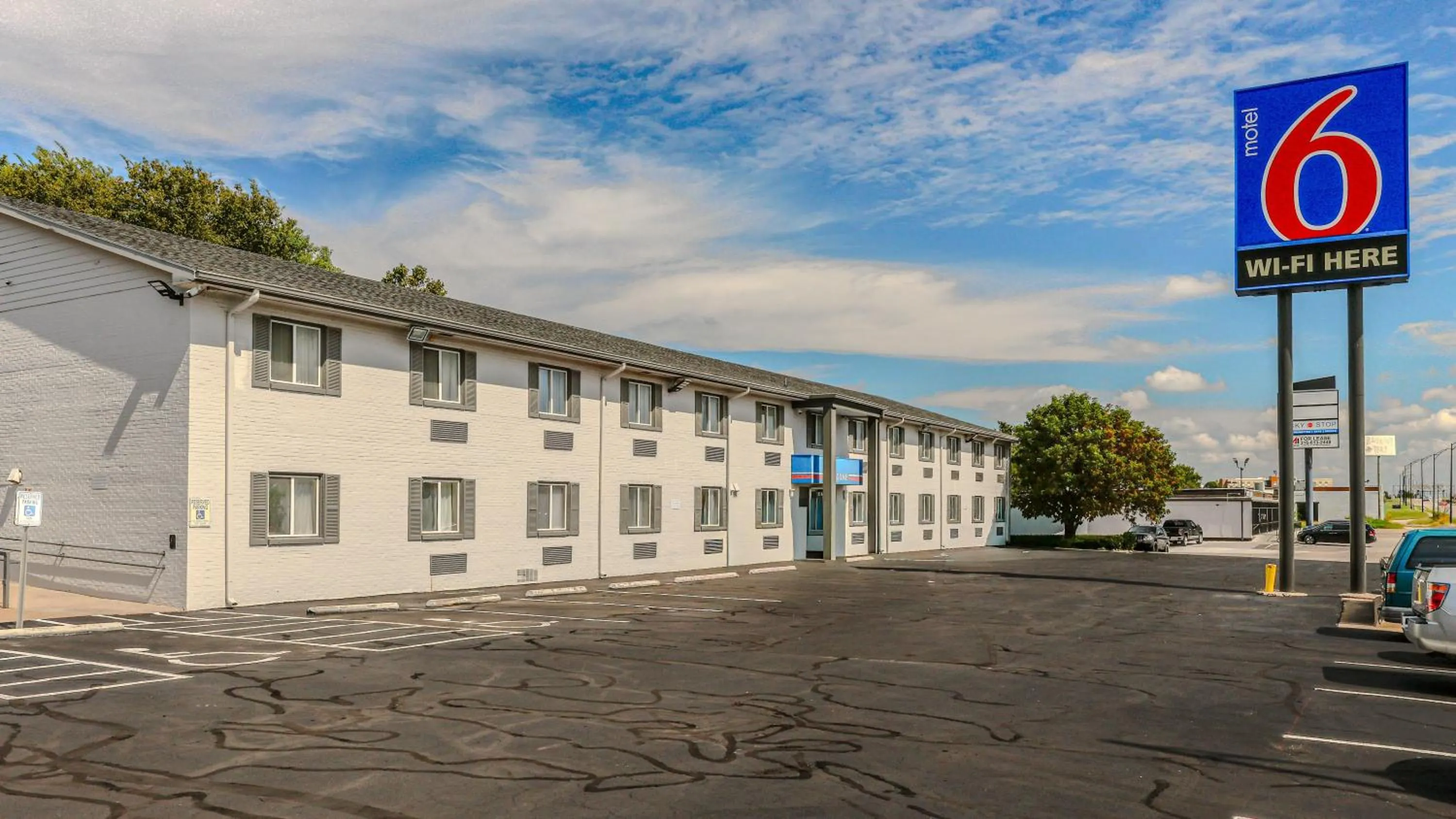 Property building in Motel 6-Wichita, KS