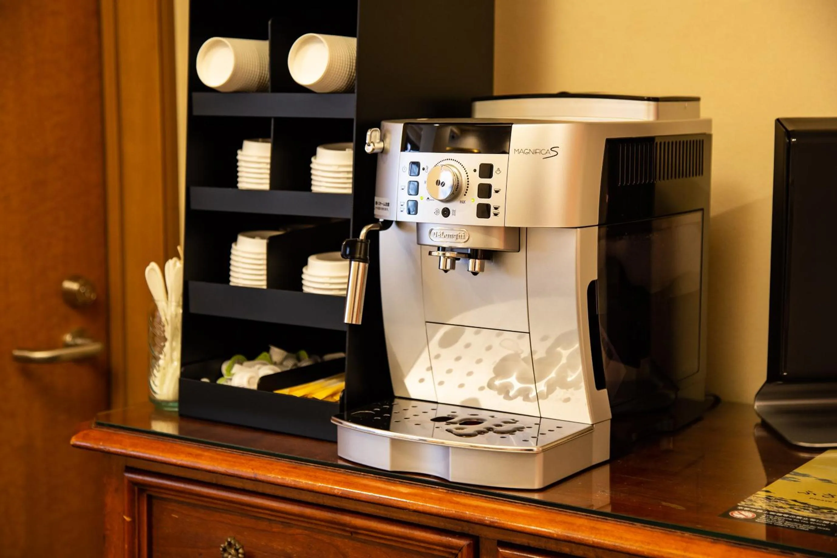 Coffee/tea facilities in THE L.A. MART HOTEL KYOTO