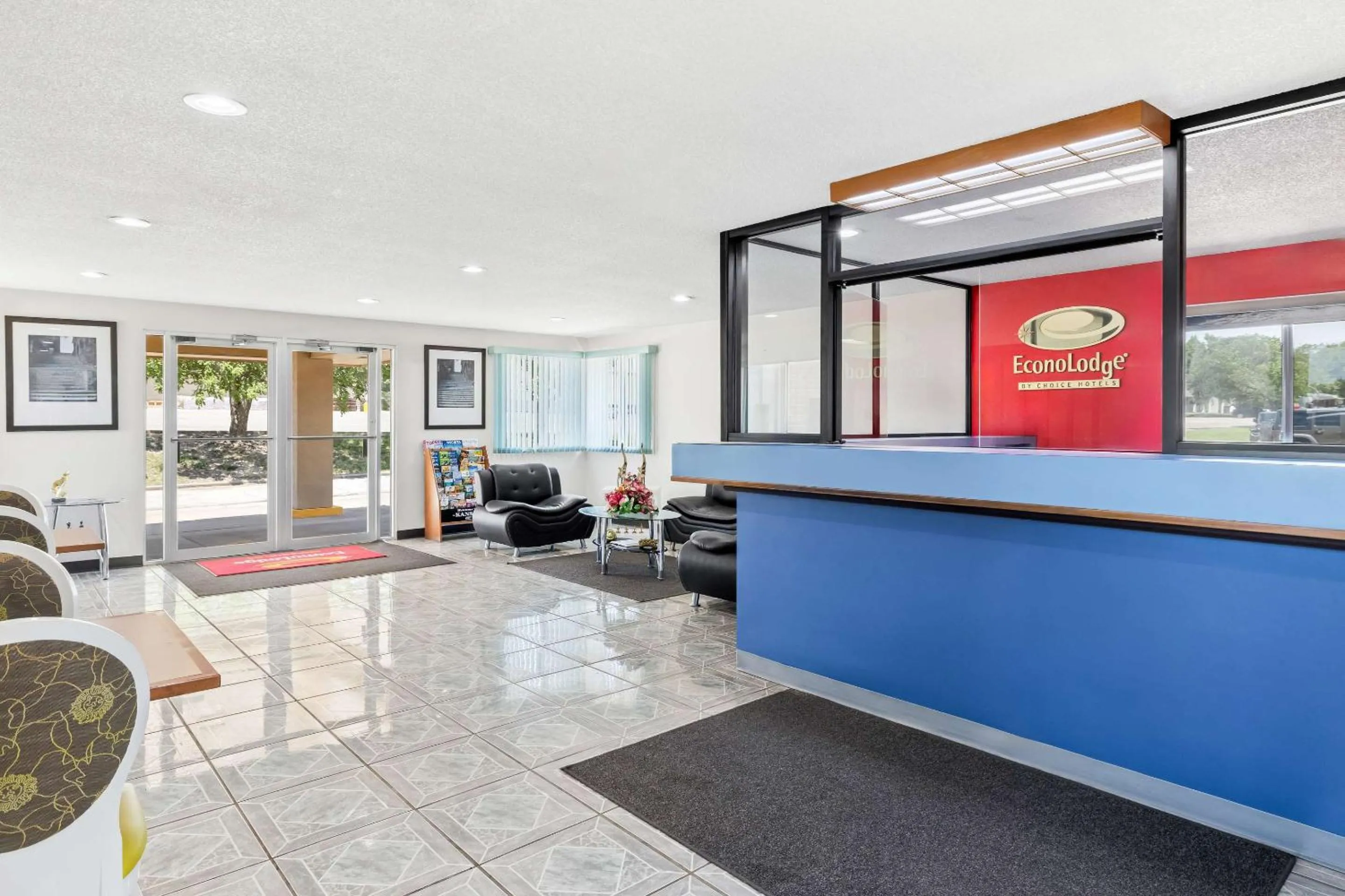 Lobby or reception in Econo Lodge Emporia