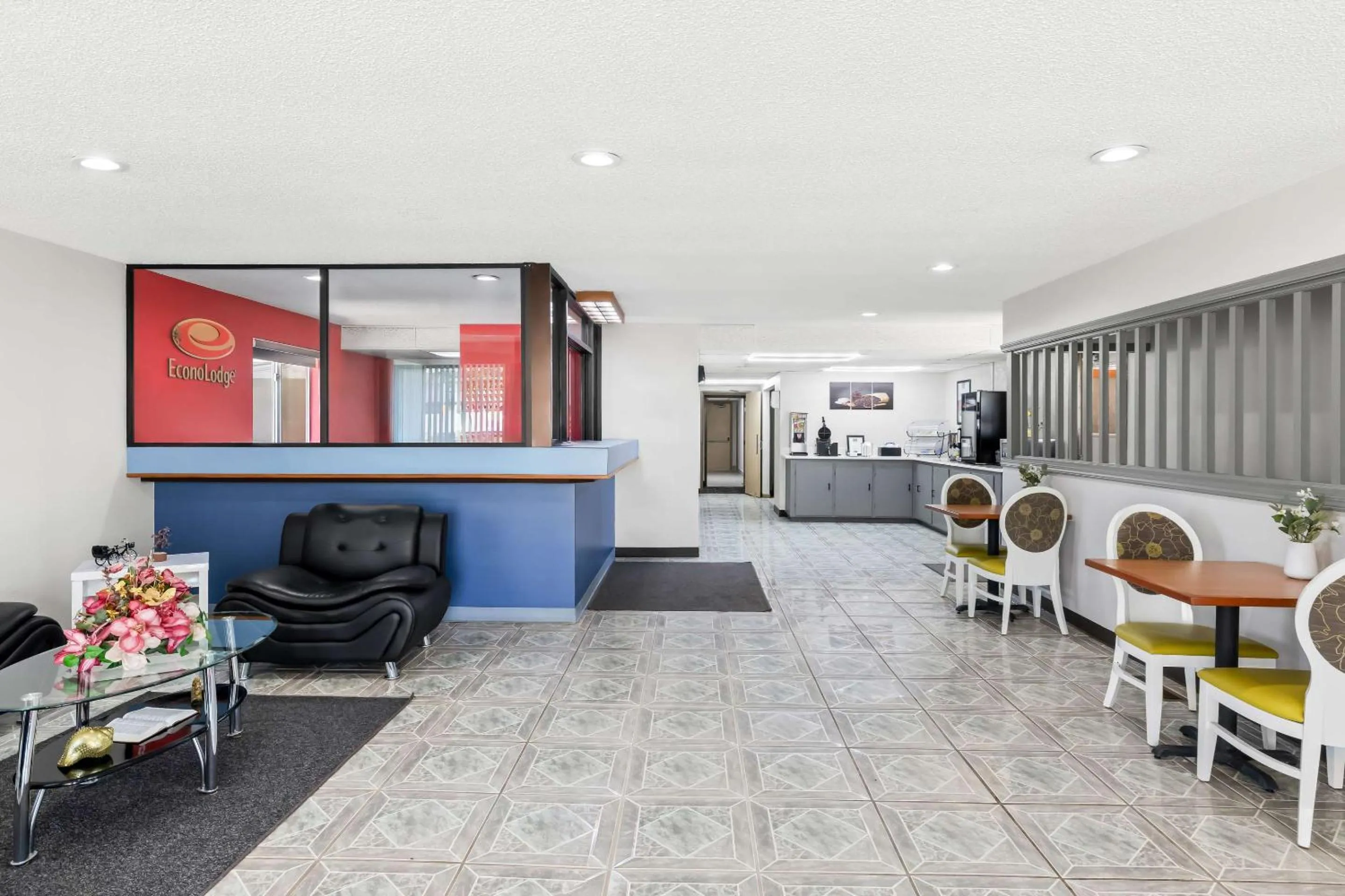 Lobby or reception in Econo Lodge Emporia