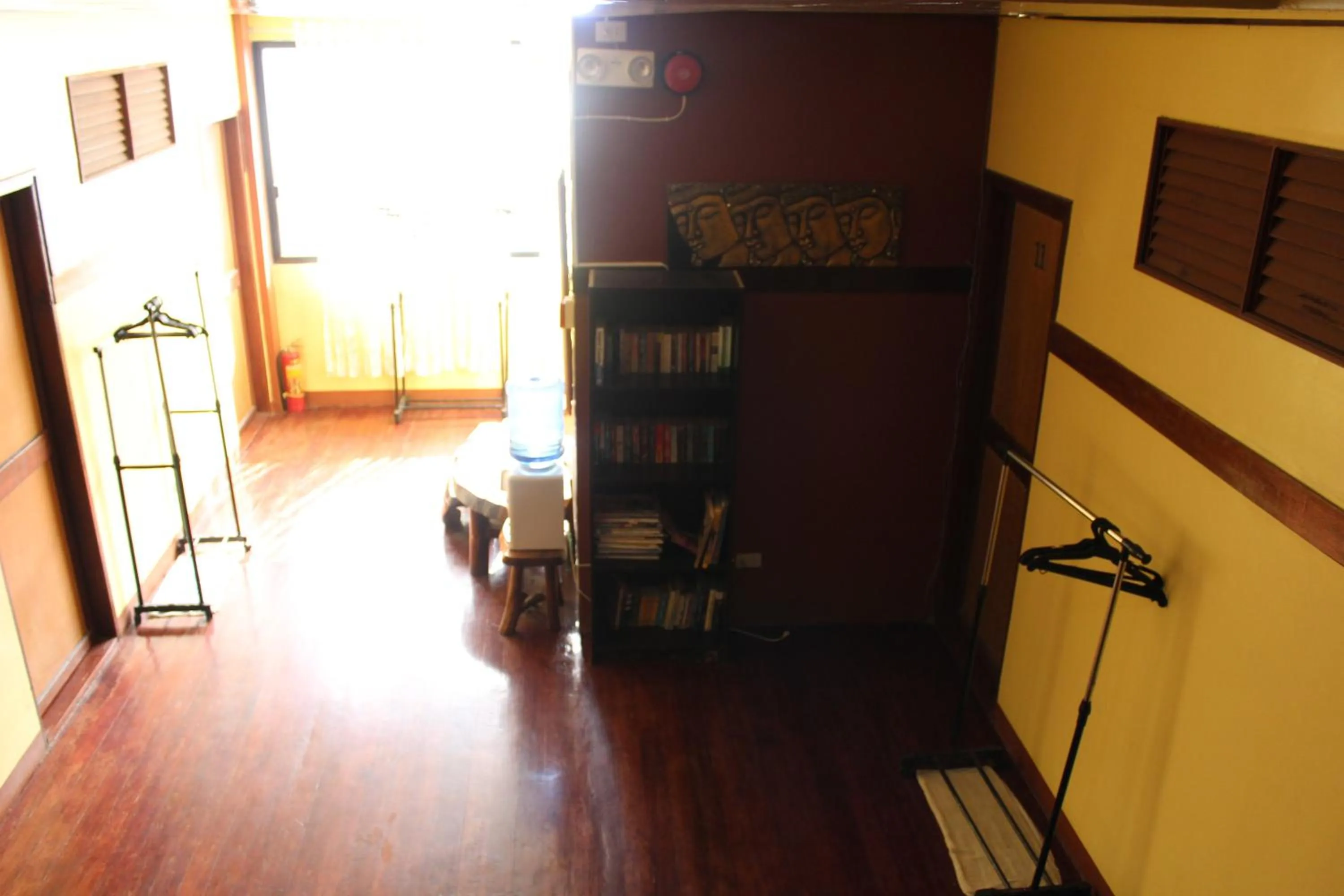 Lolo Oyong Pension House