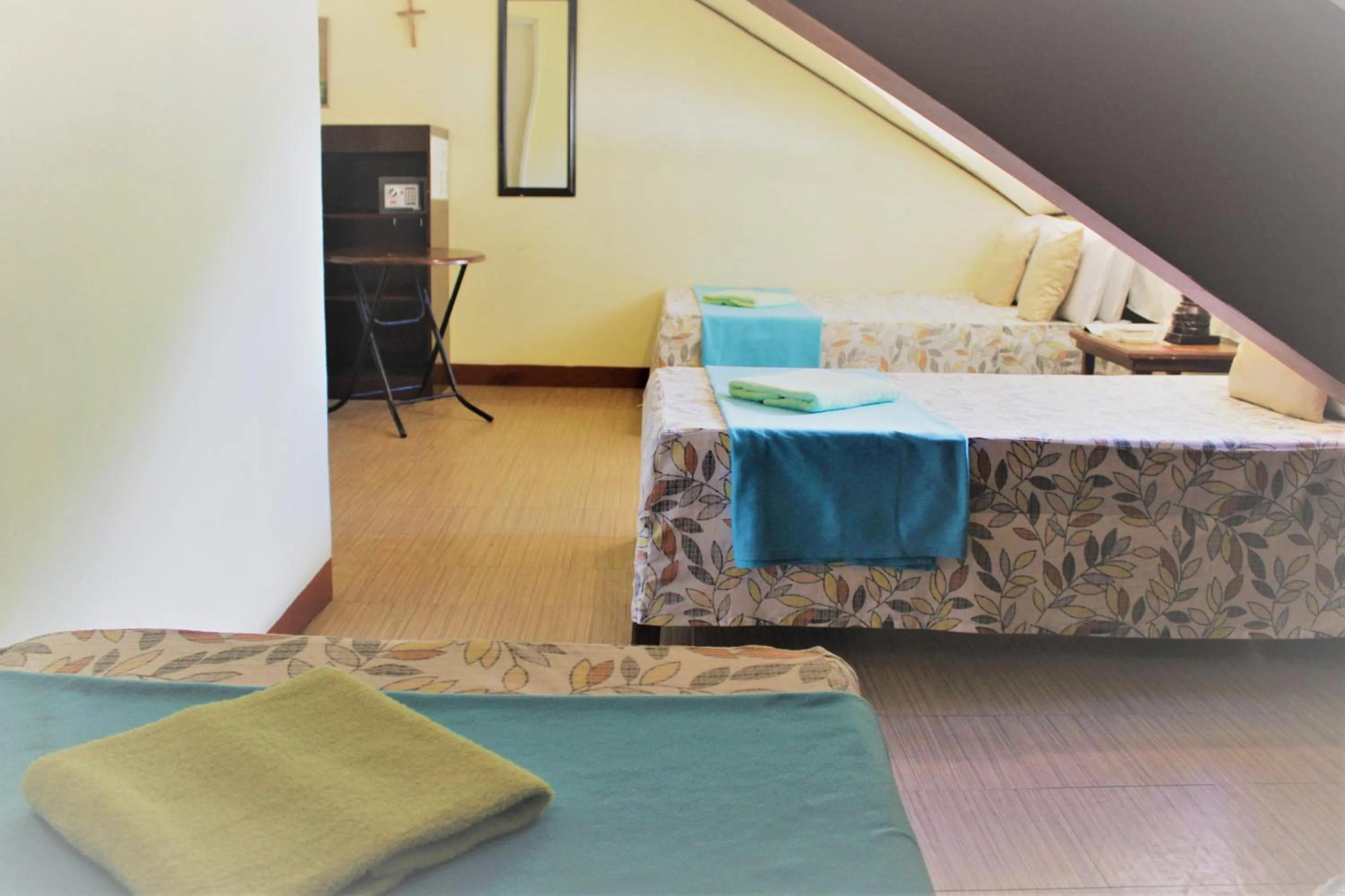 Lolo Oyong Pension House