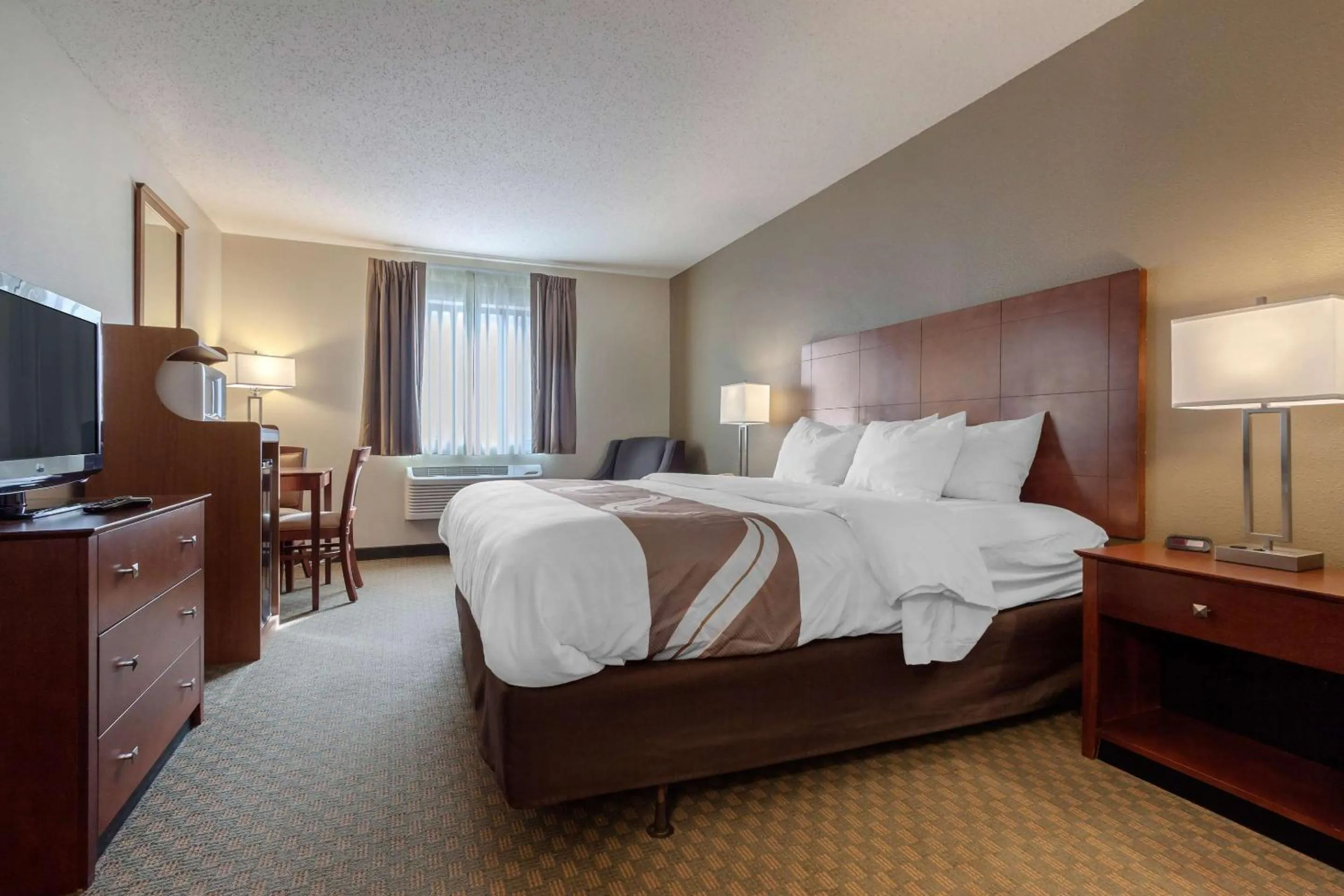 Bedroom in Quality Inn Hays I-70