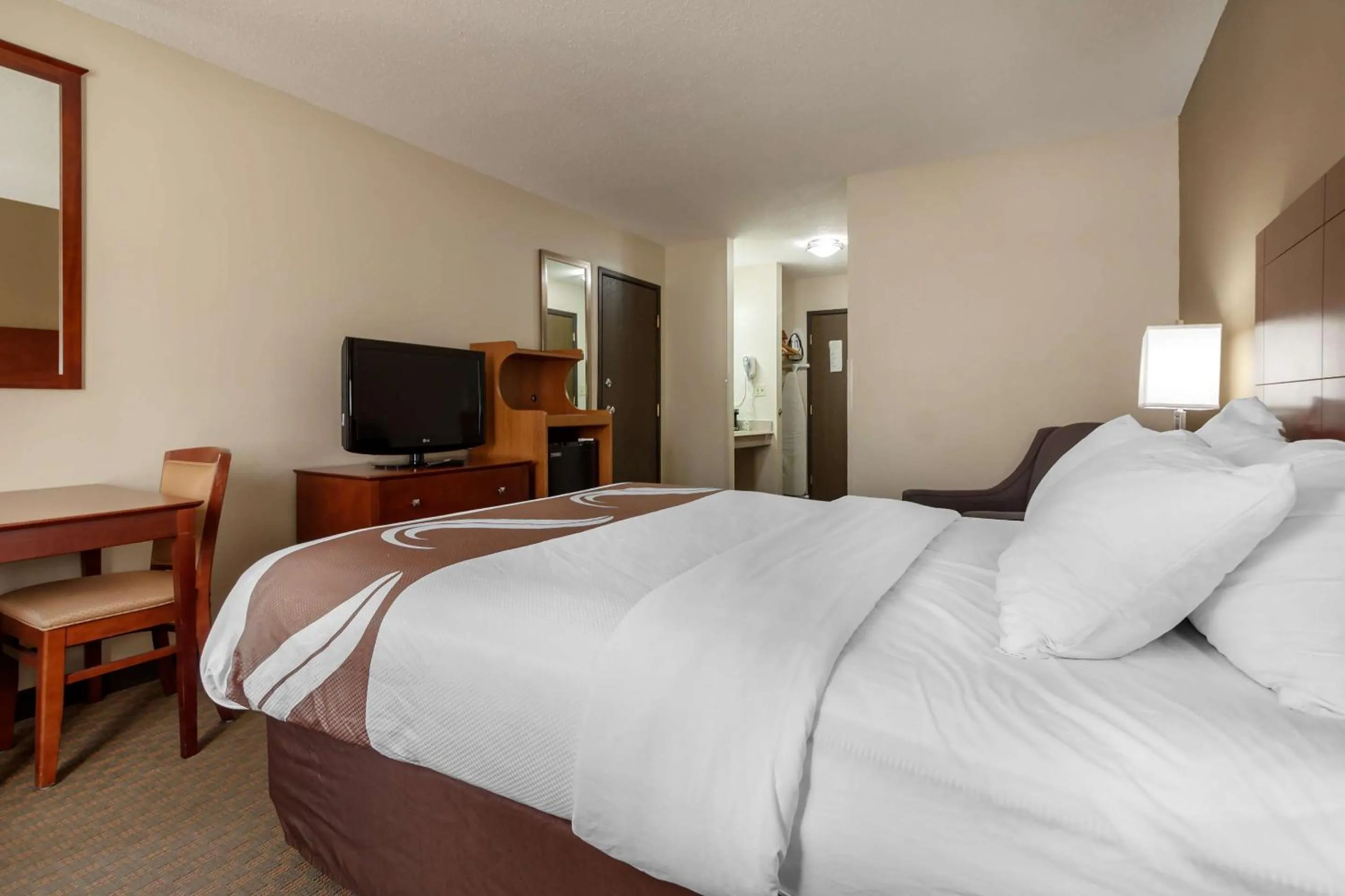 Bedroom in Quality Inn Hays I-70