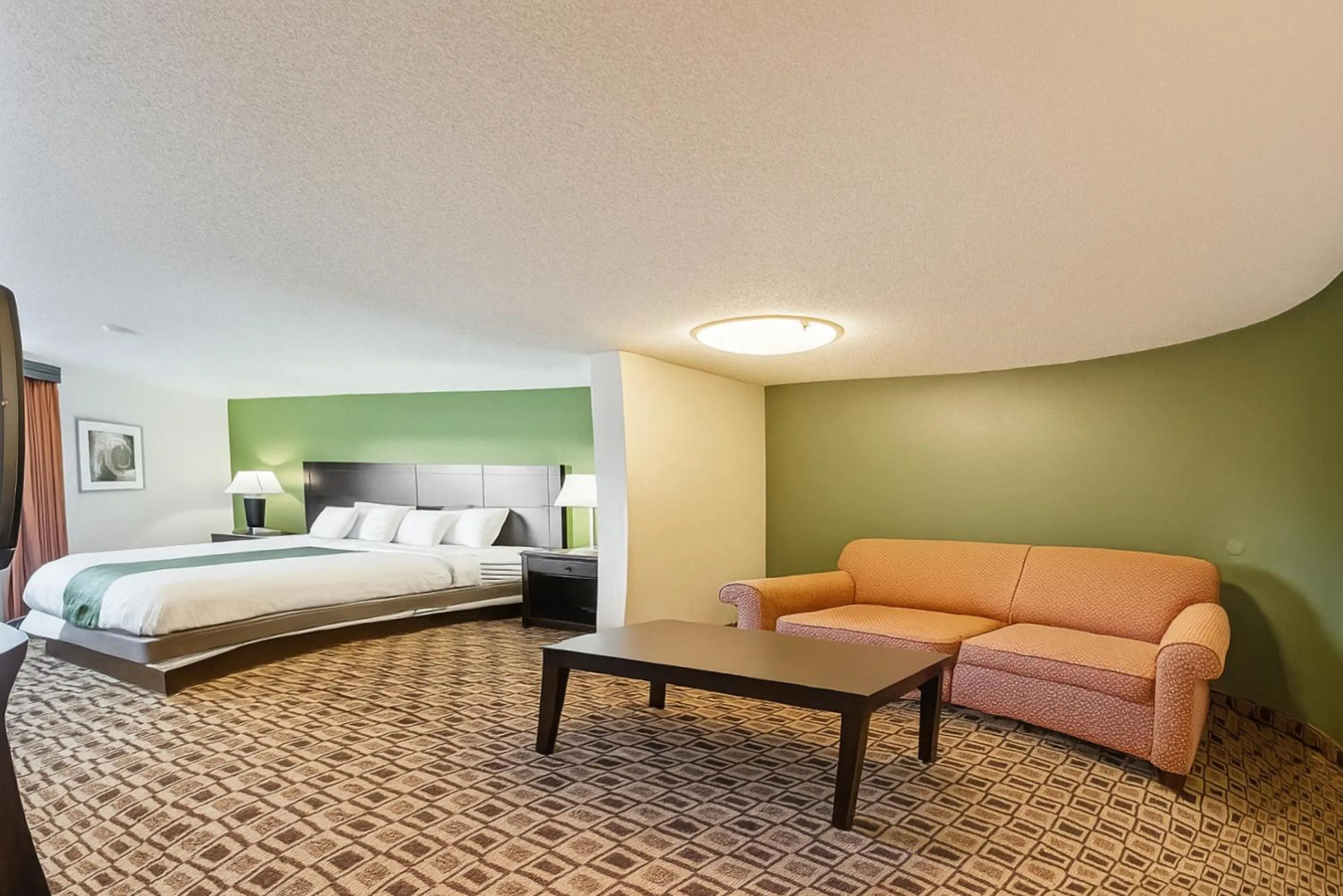 Bedroom, Bed in Coratel Plus Suites Wichita West Airport