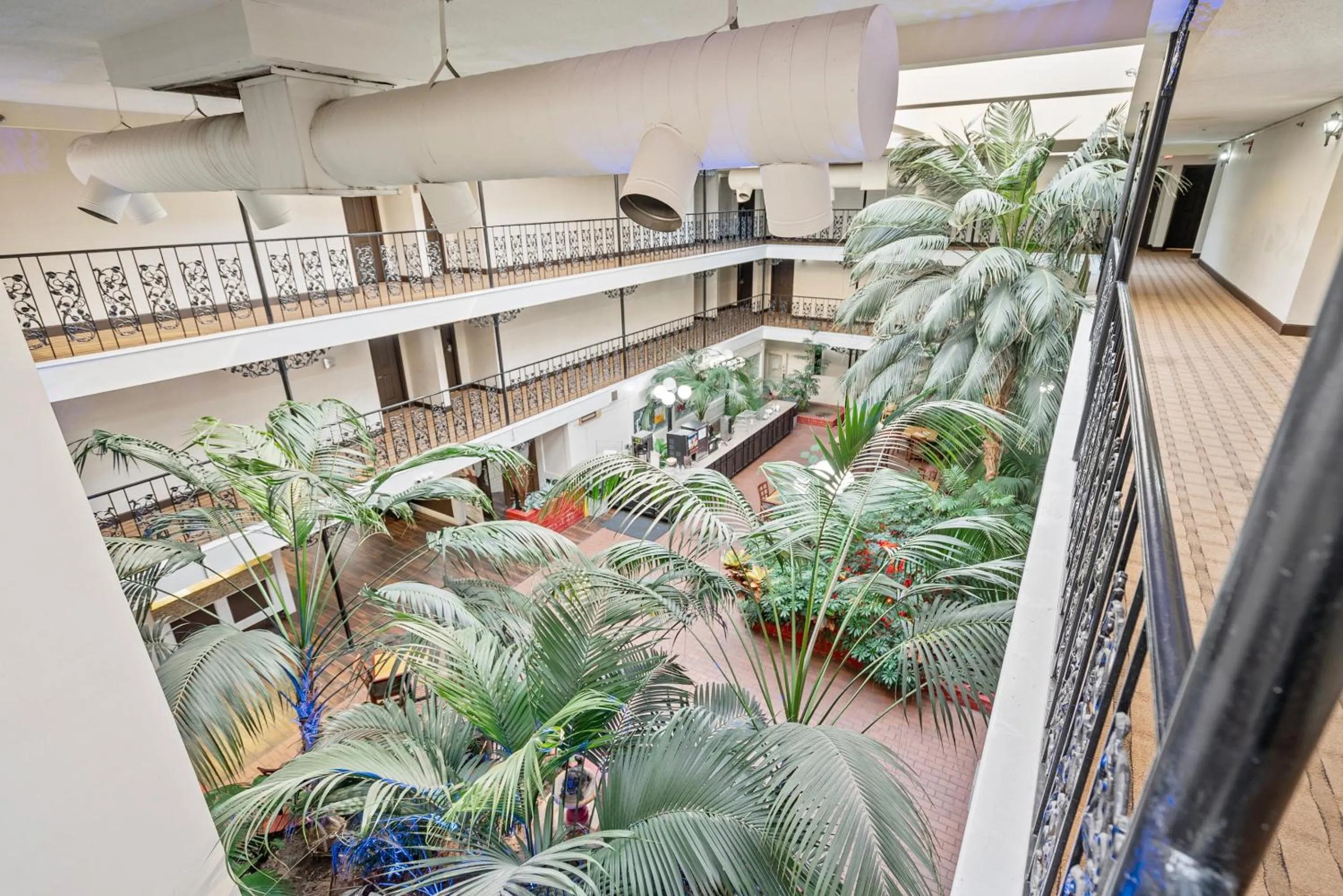 Seating area in Coratel Plus Suites Wichita West Airport