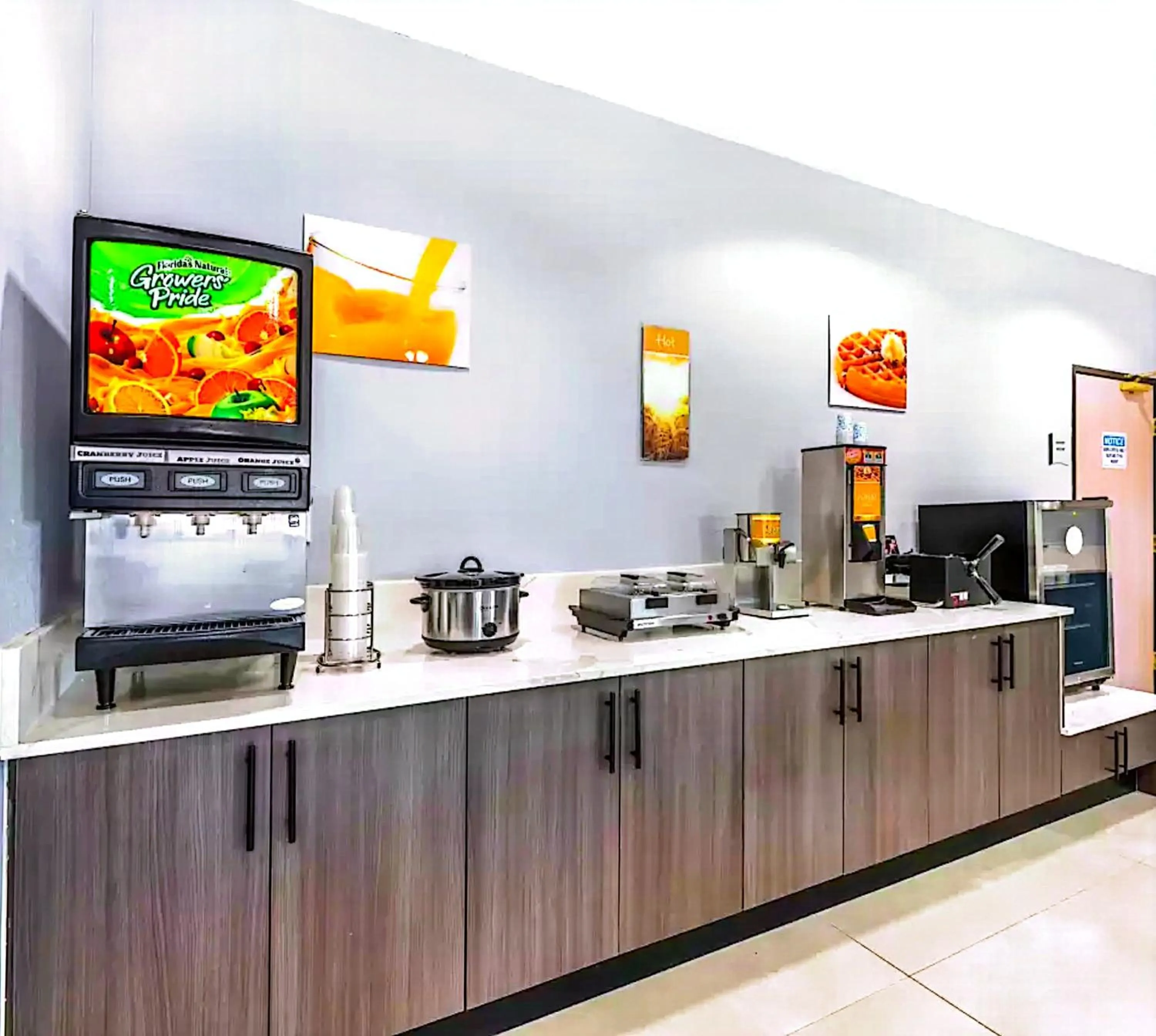 Quality Inn & Suites Manhattan