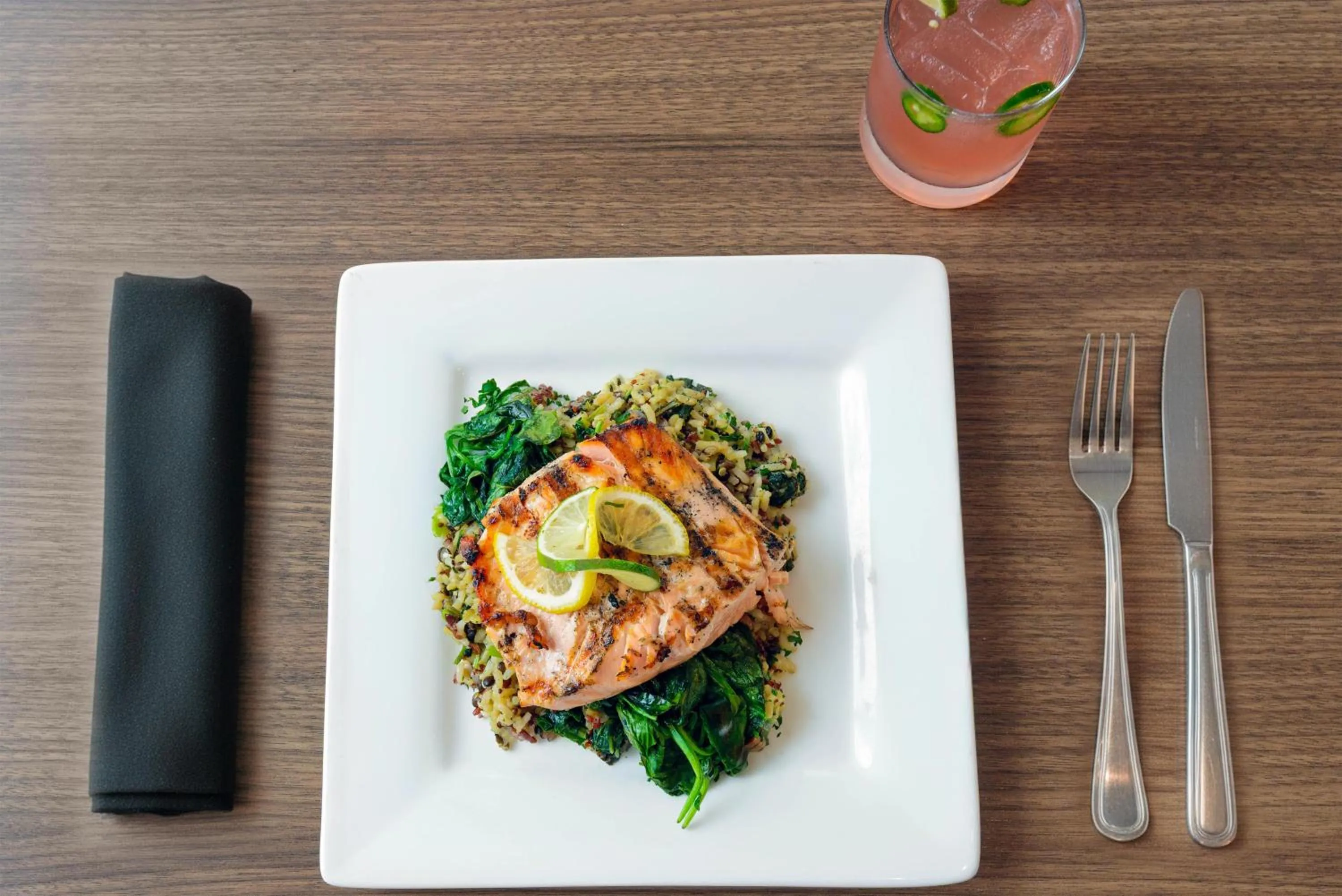 Restaurant/places to eat in Hilton Garden Inn Buffalo Airport