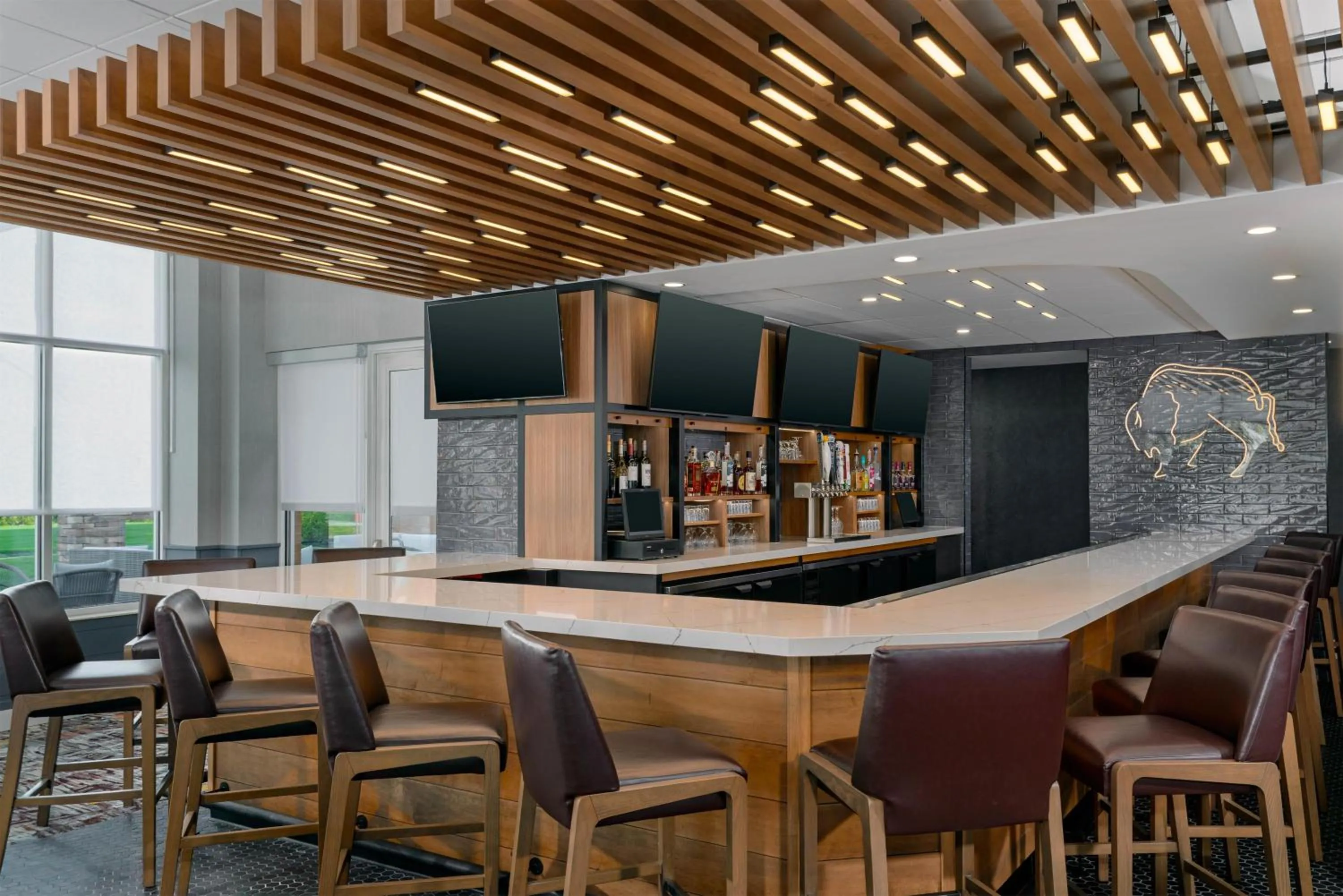 Lounge or bar in Hilton Garden Inn Buffalo Airport