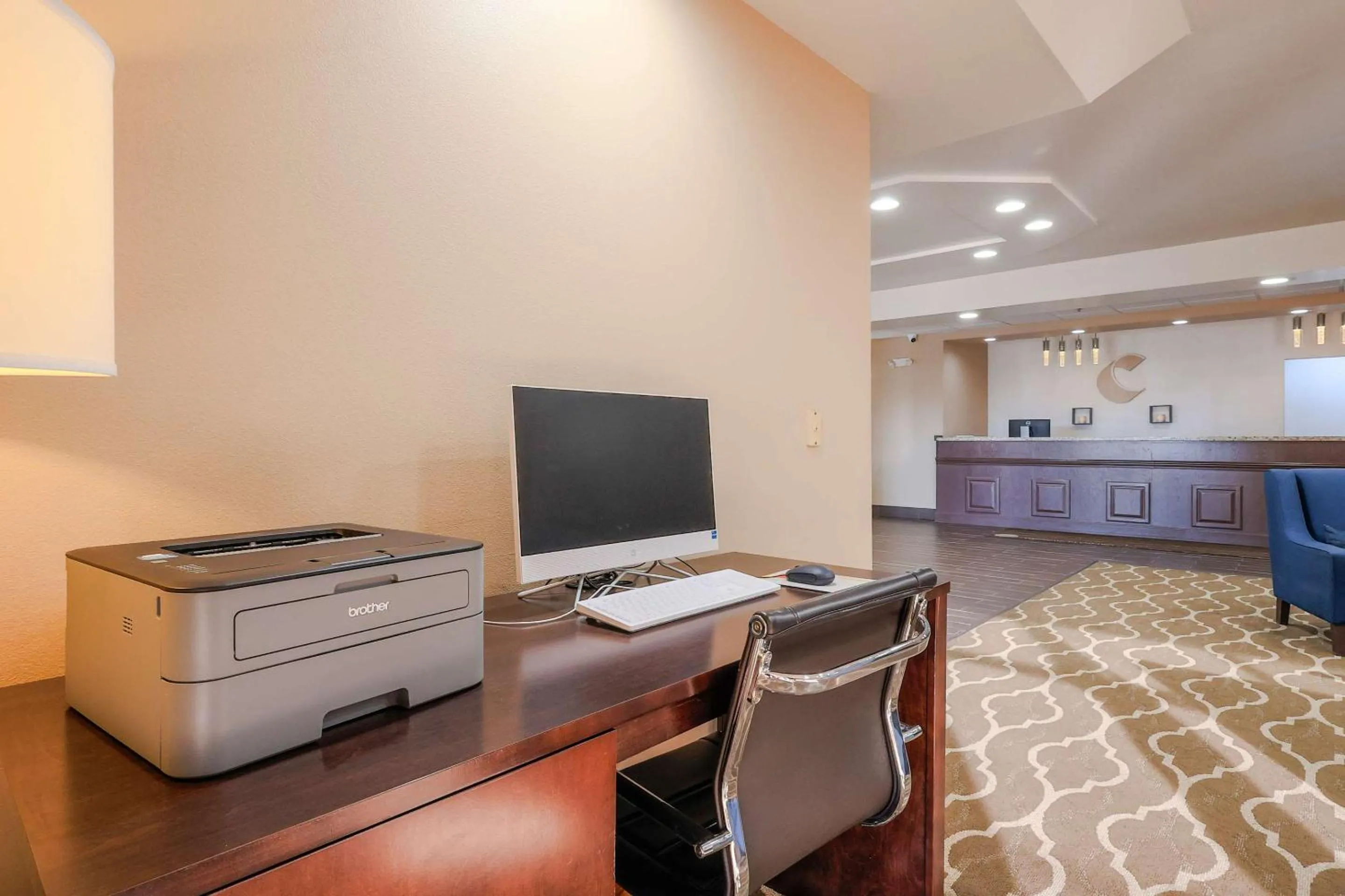 Business facilities in Comfort Inn Ottawa