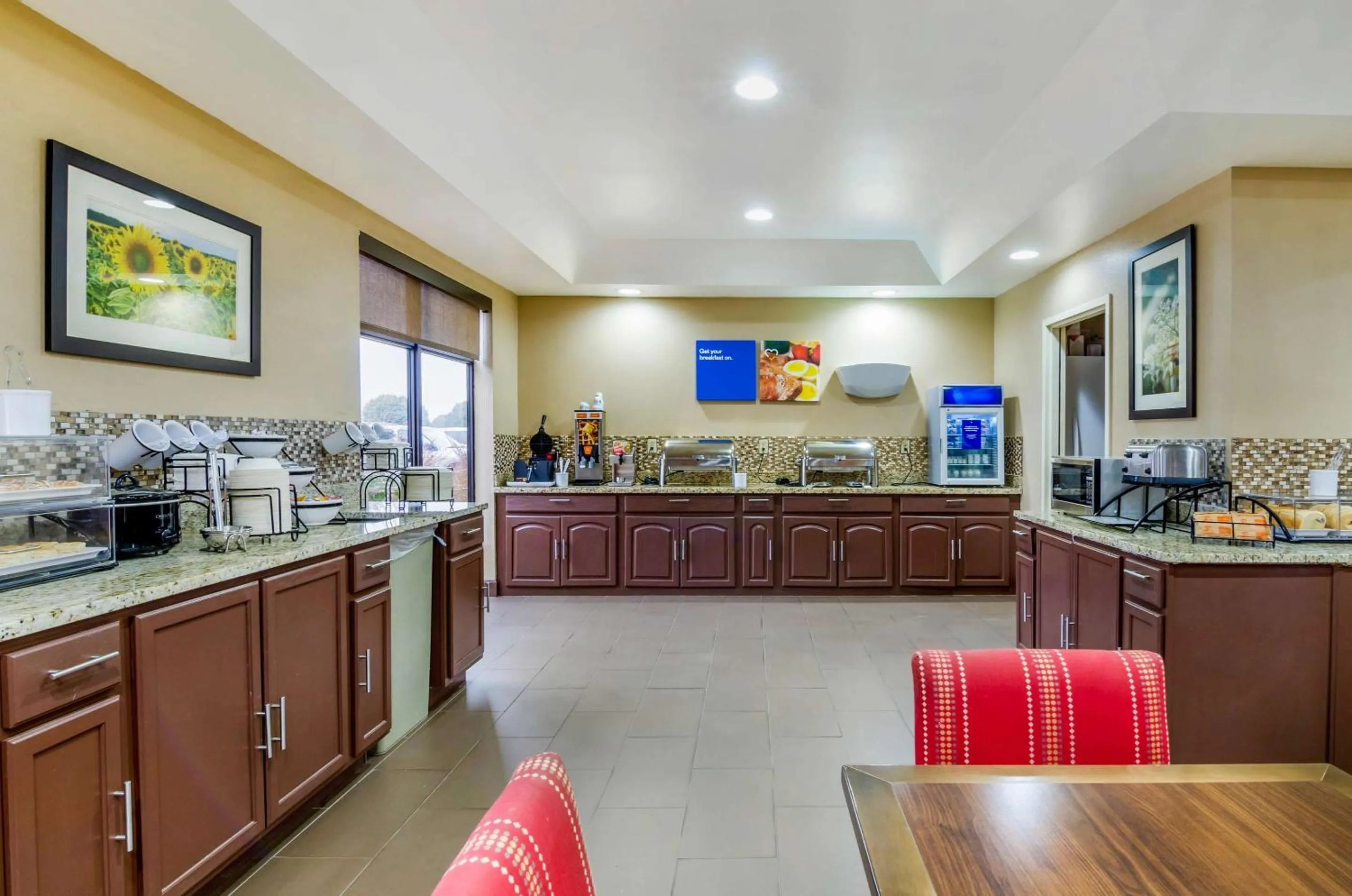 Breakfast in Comfort Inn Ottawa