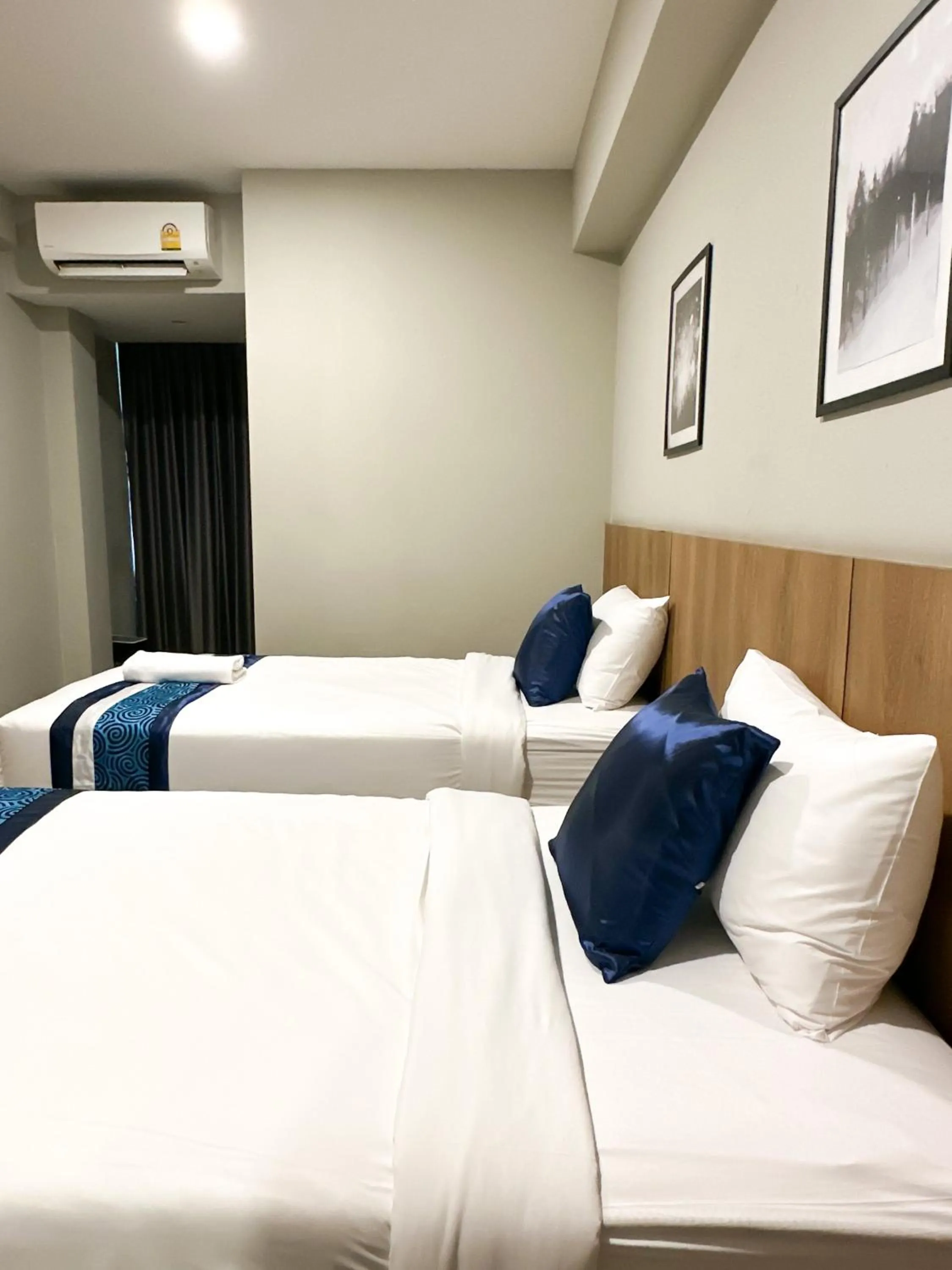 Bed in B Stay Hotel
