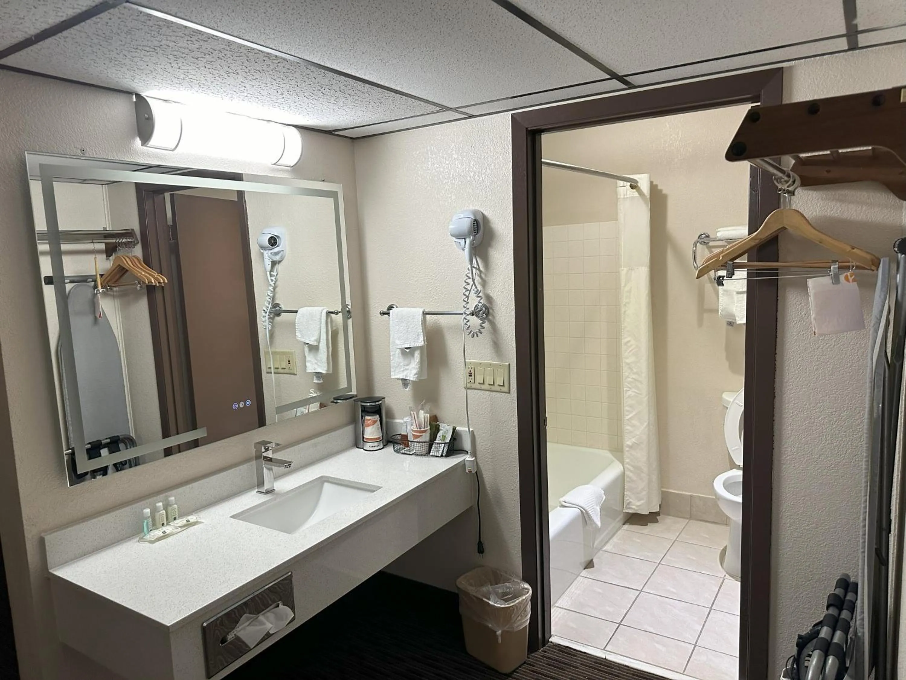 Bathroom in Sunflower Inn & Suites