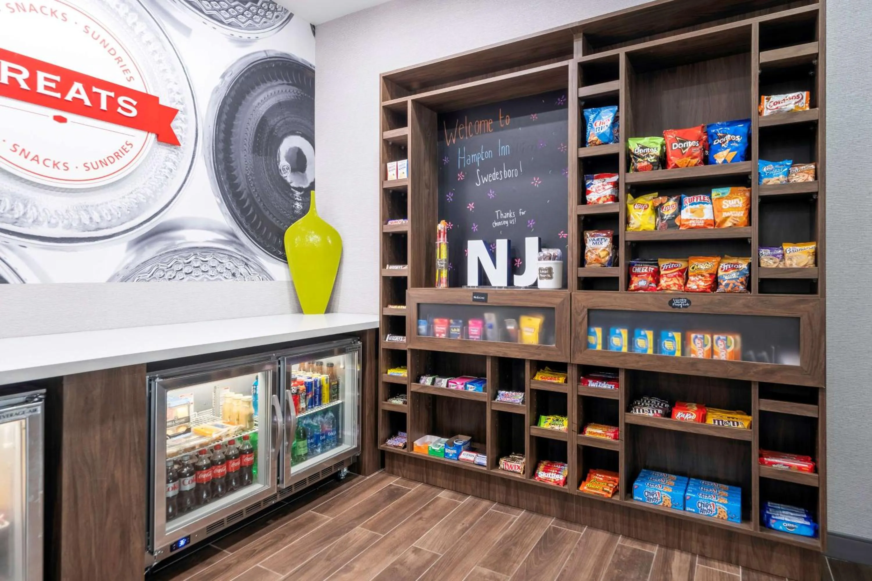 Restaurant/places to eat in Hampton Inn Swedesboro Philadelphia