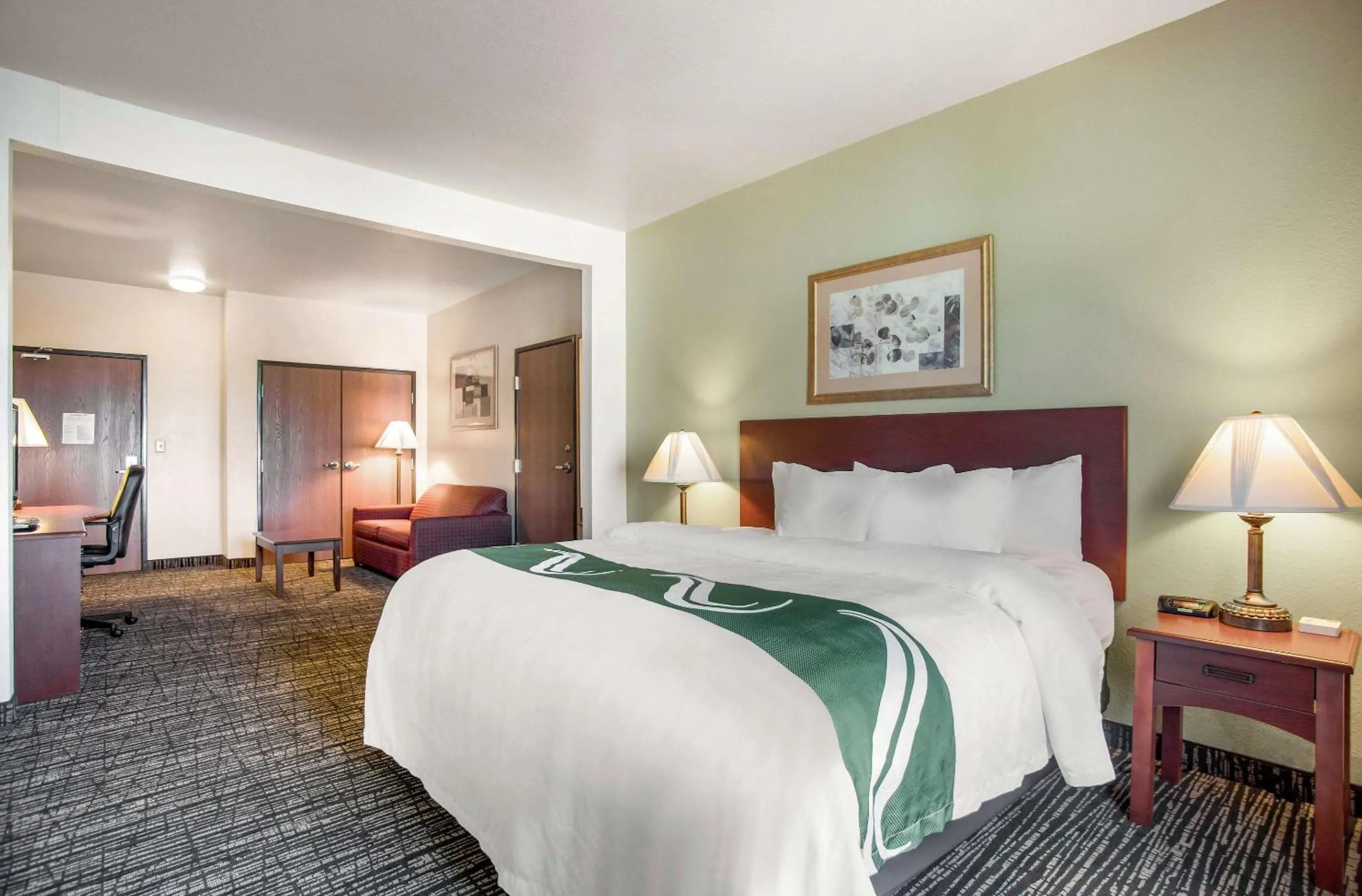 Bedroom, Bed in Quality Inn Parsons North