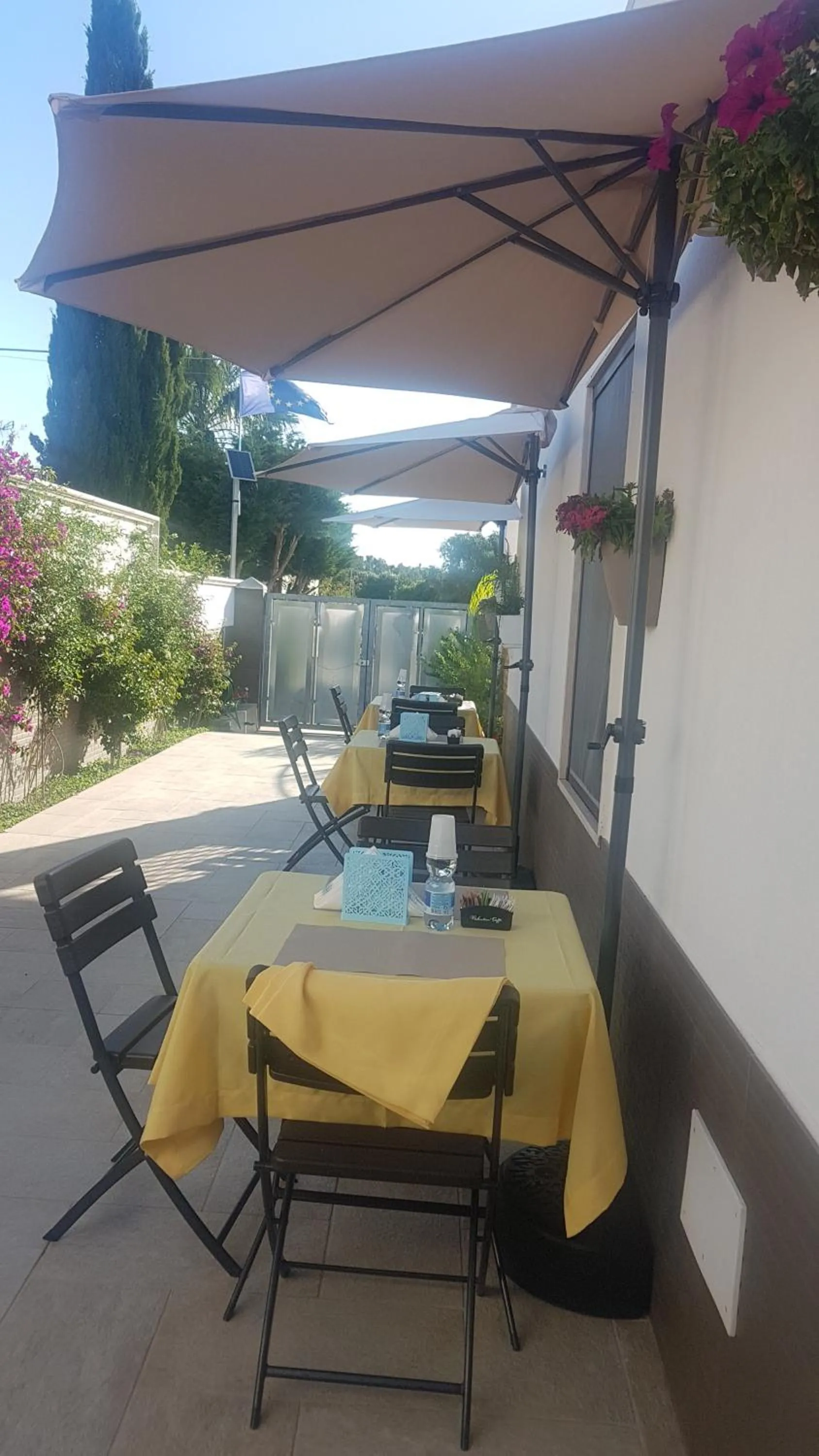 Patio in B&B villa brezza marina