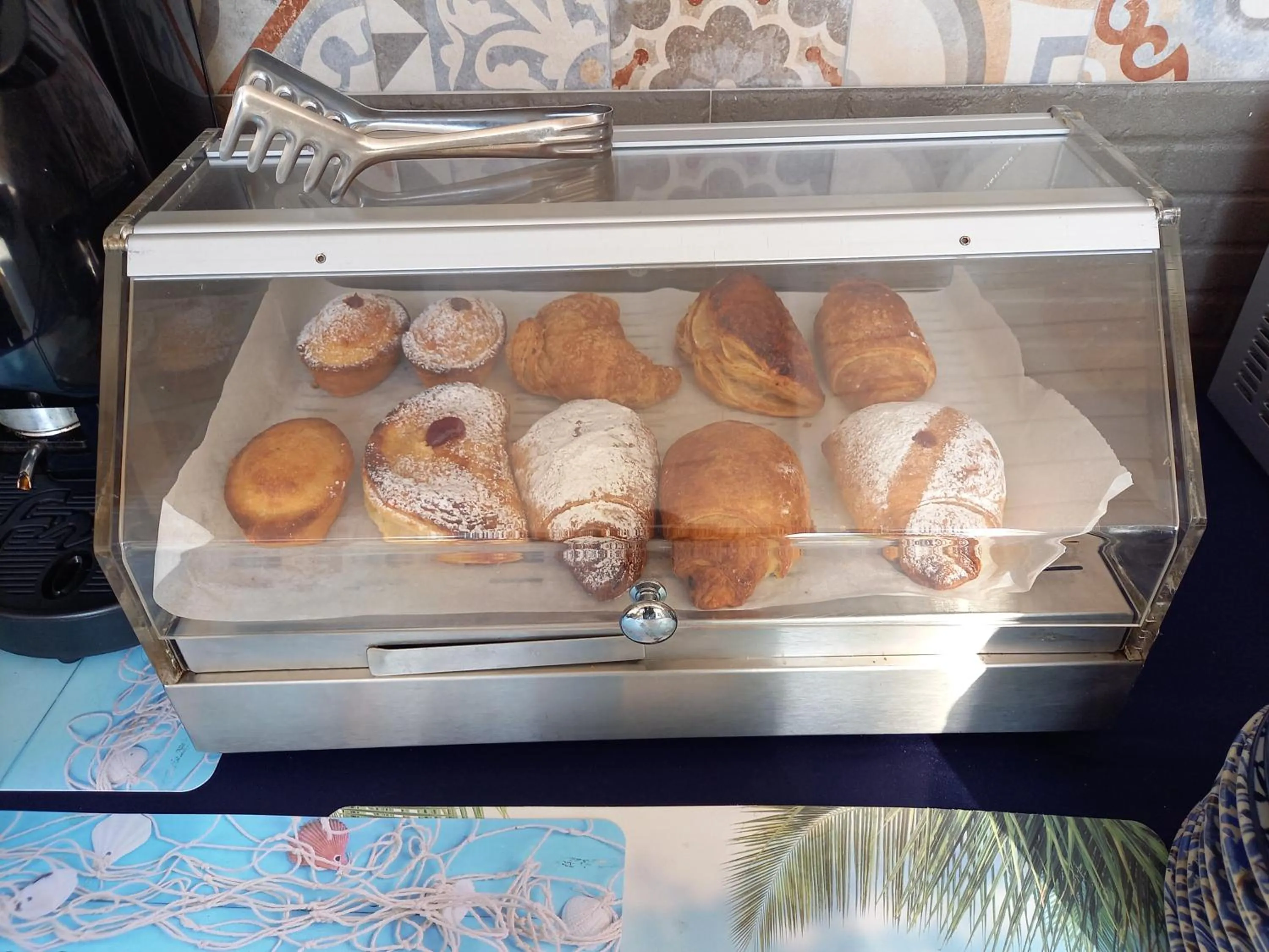 Breakfast in B&B villa brezza marina