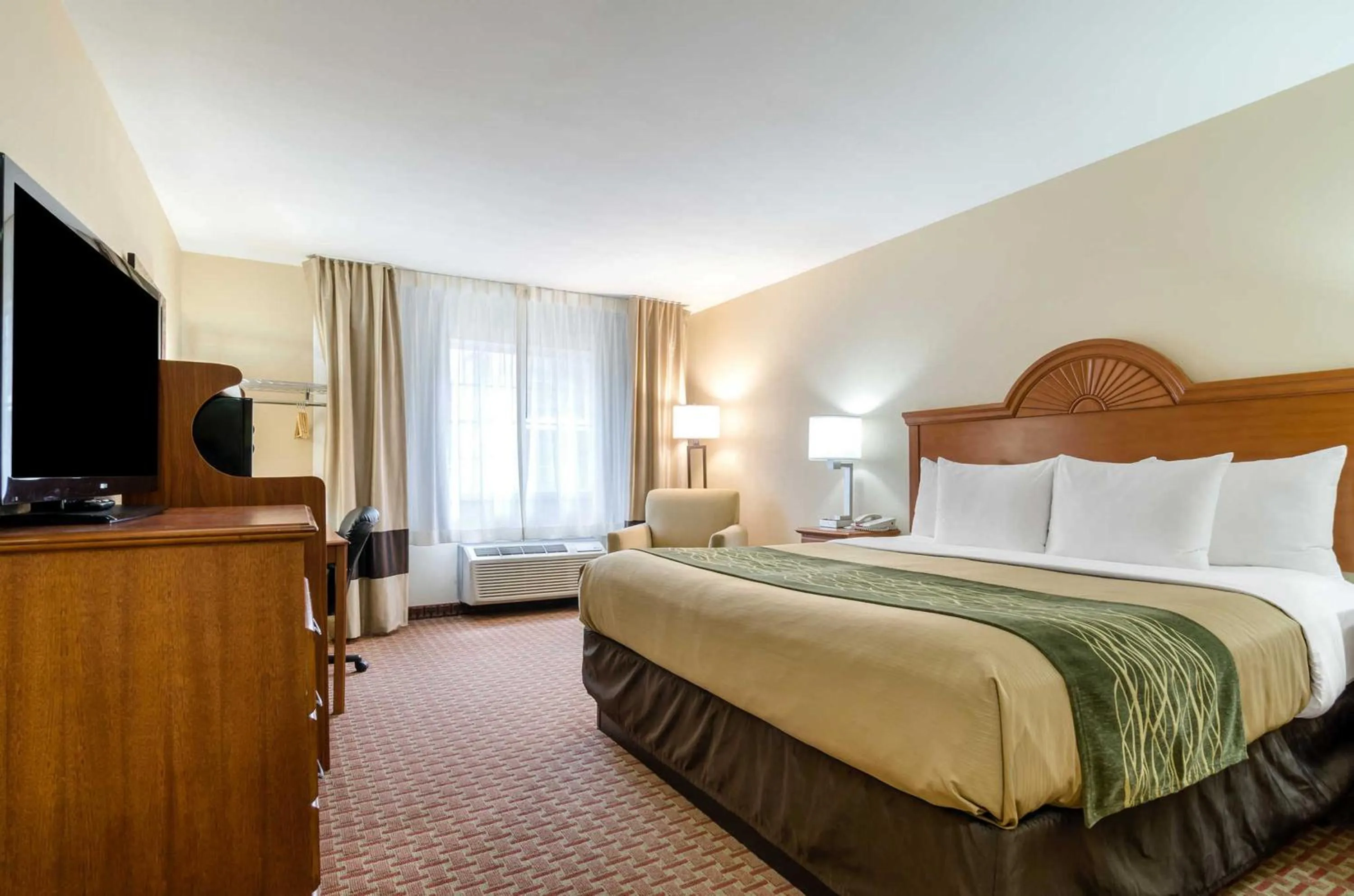 Bedroom, Bed in Super 8 by Wyndham Great Bend