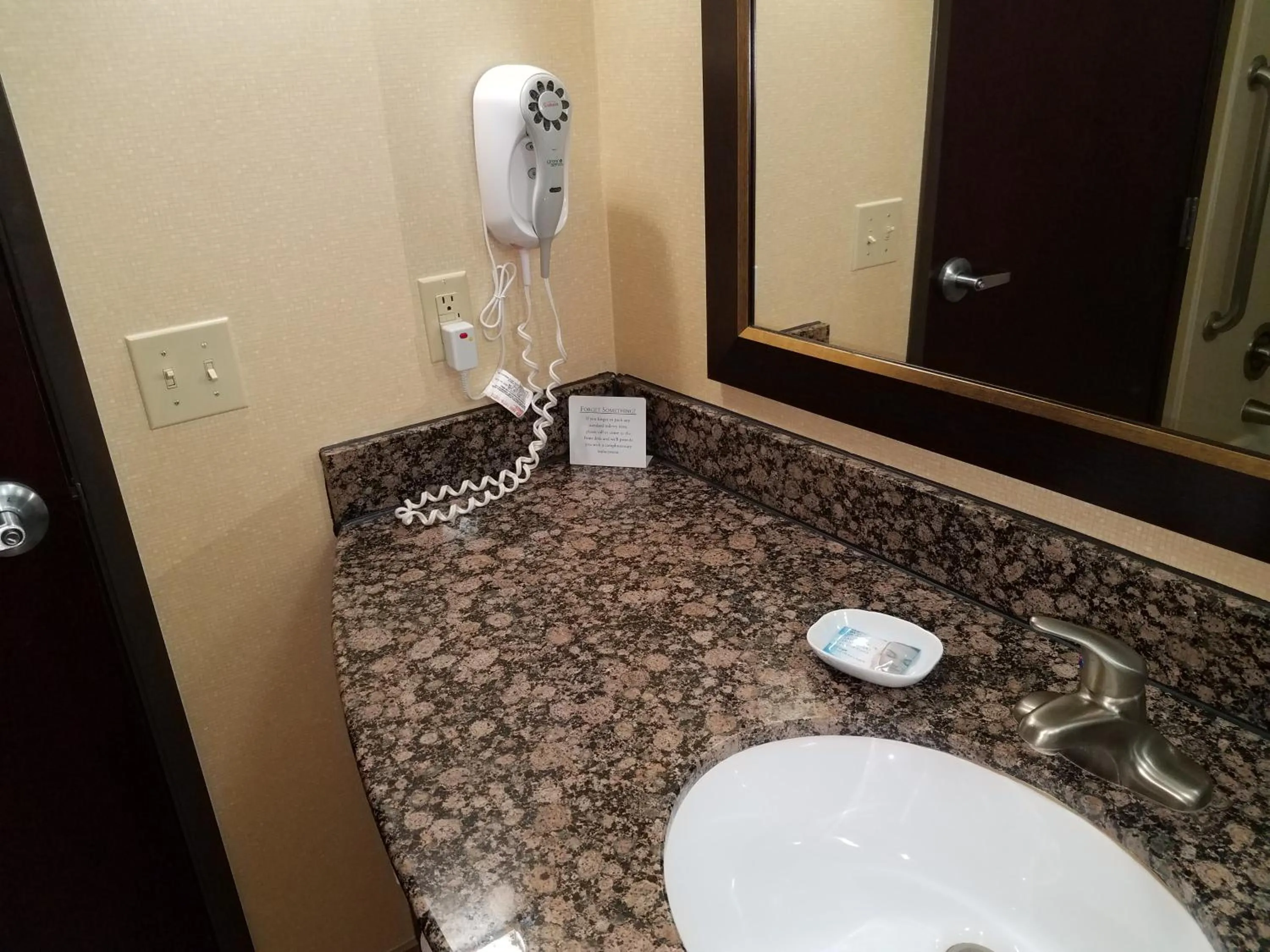Bathroom in Comfort Suites Topeka Northwest