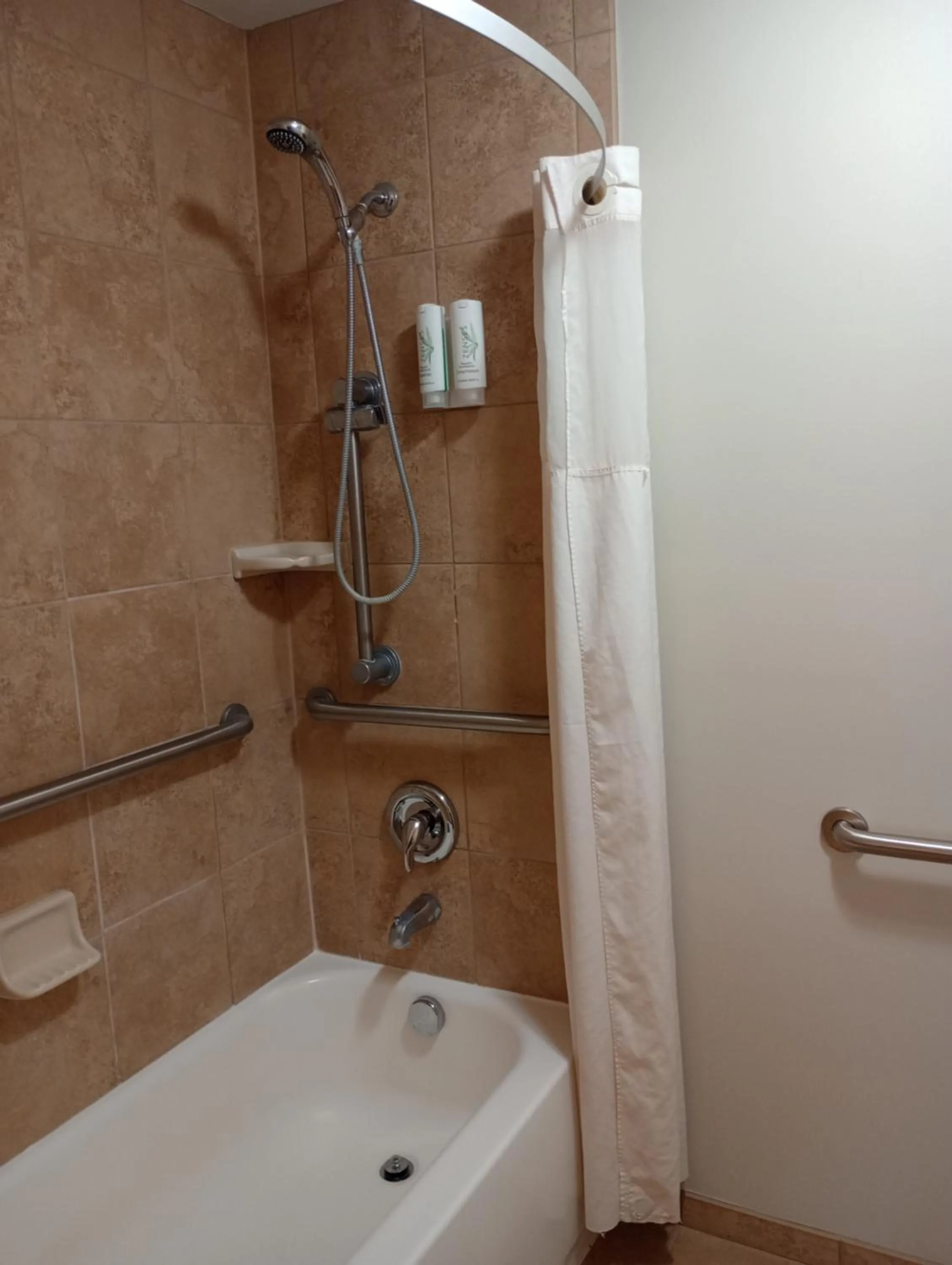 Shower in Sleep Inn & Suites Oakley I-70