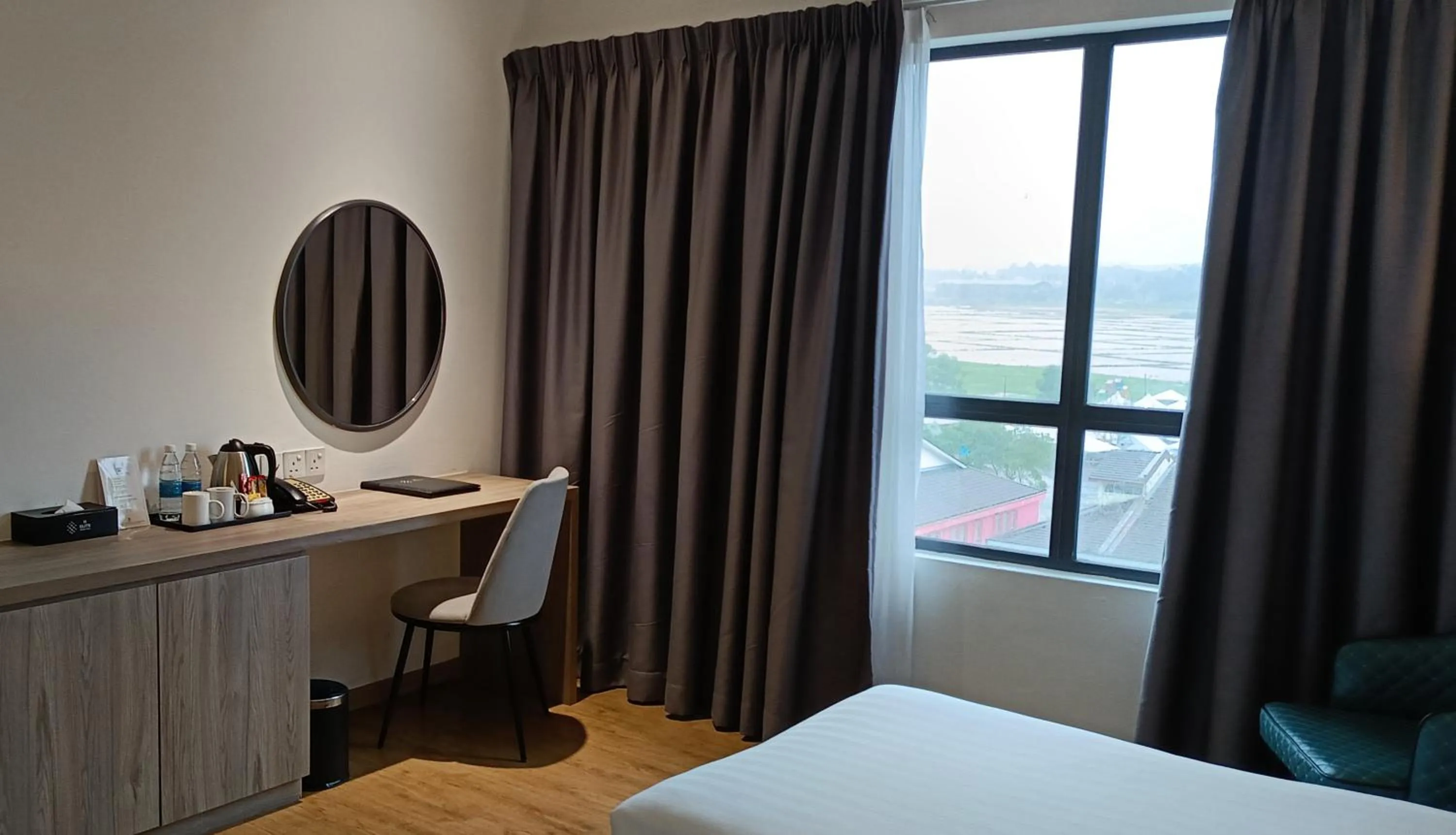 Landmark view, Bed in H Elite Design Hotel