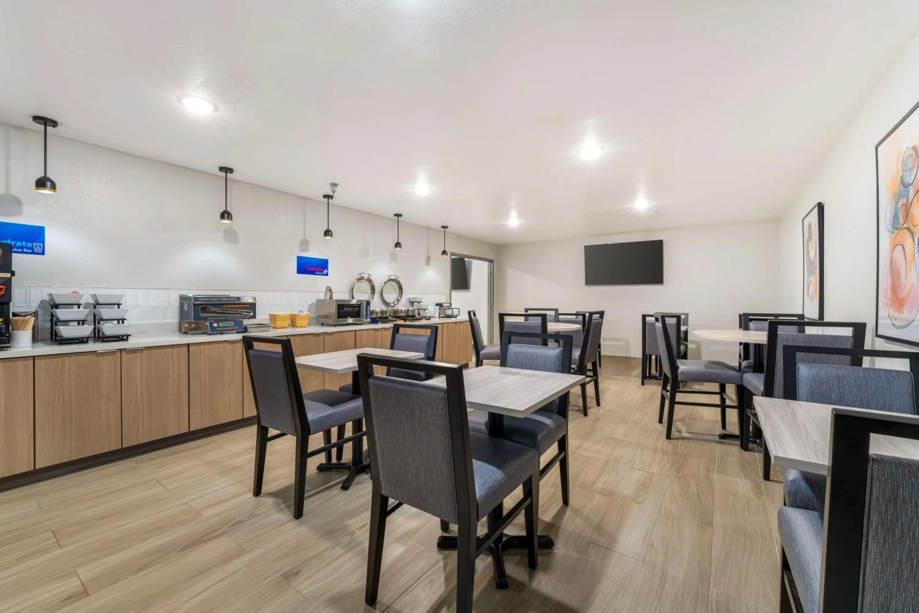 Breakfast in Best Western Park City Wichita North