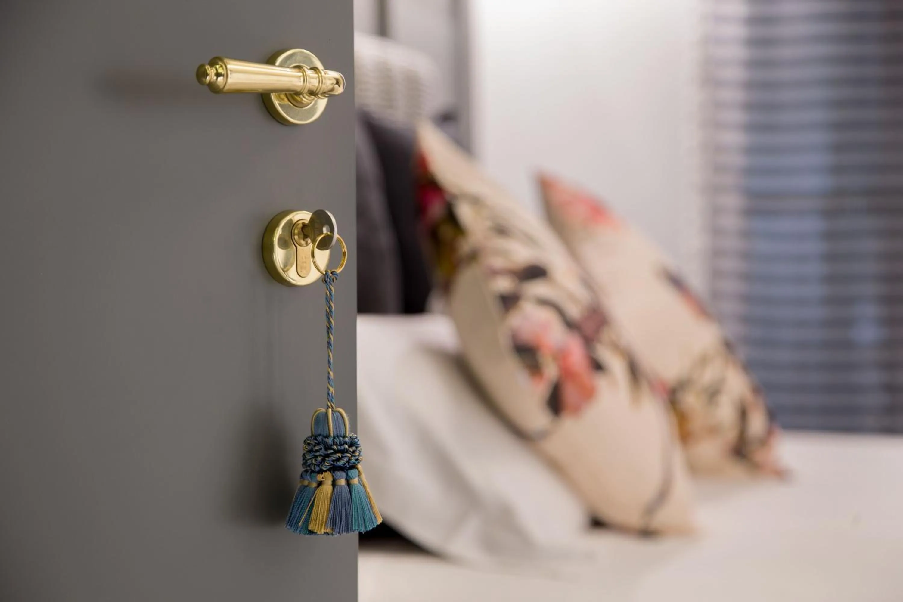 Decorative detail, Bed in Almaìt