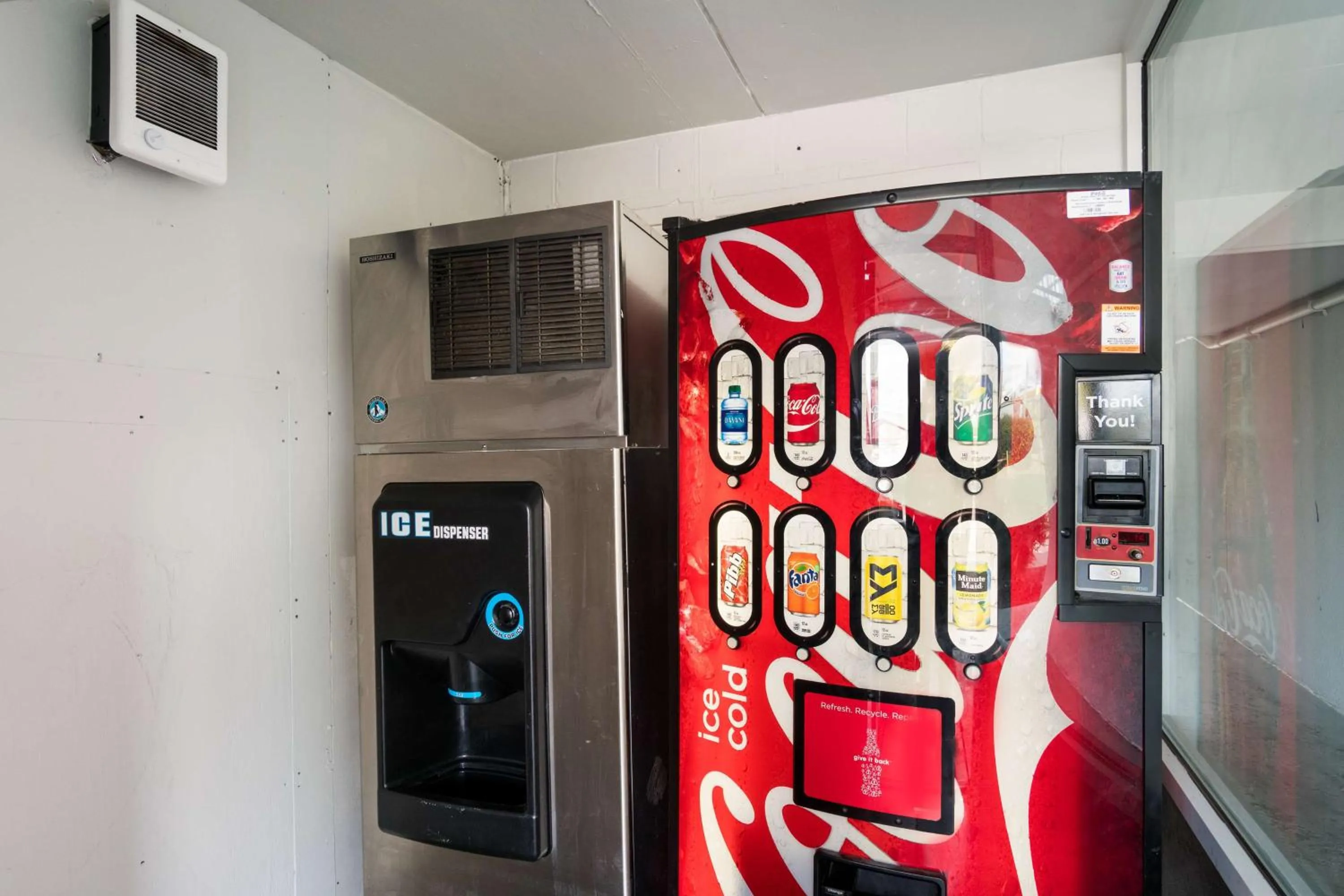 On site in Motel 6-Lexington, KY - Airport