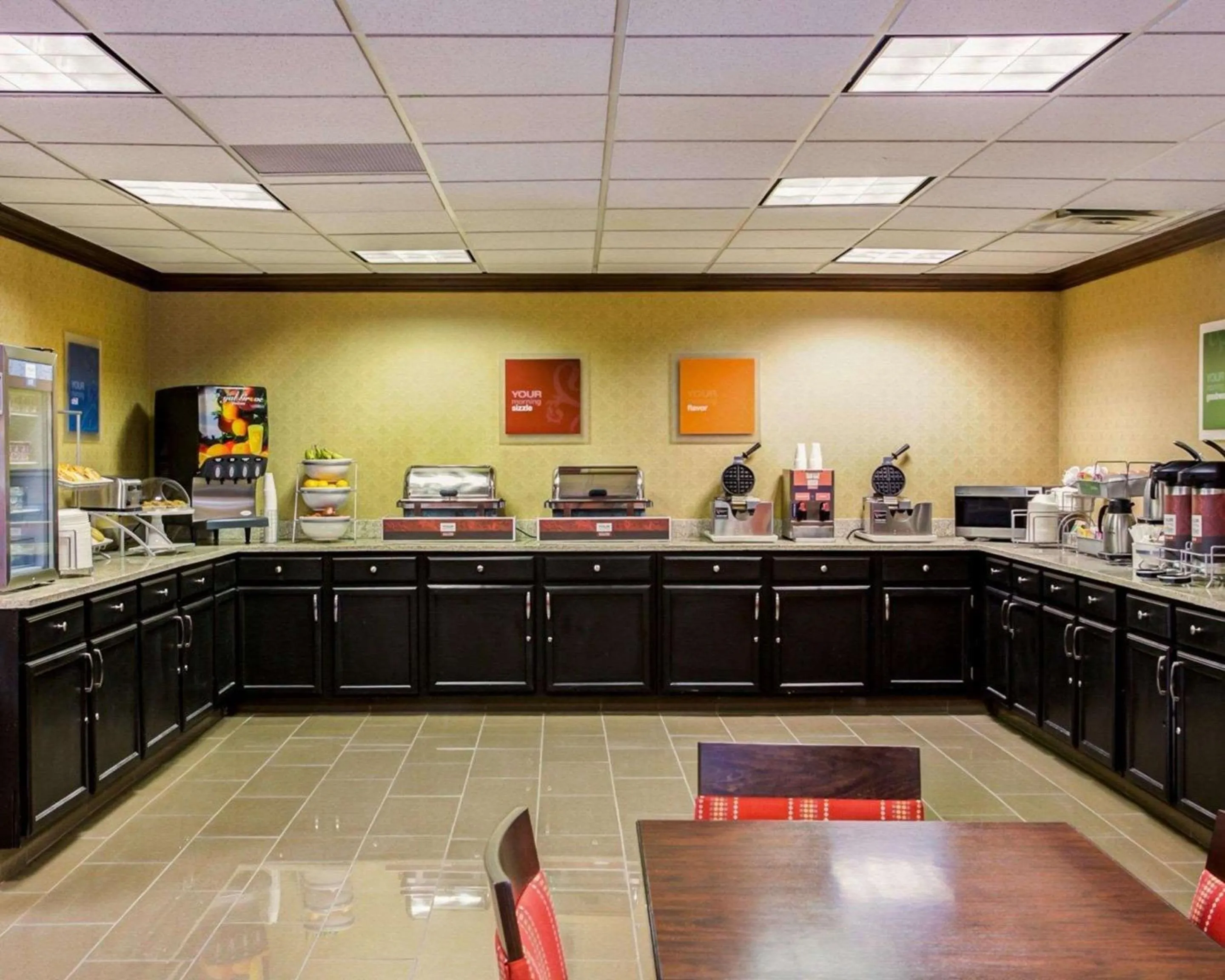 Restaurant/places to eat in Comfort Suites Georgetown