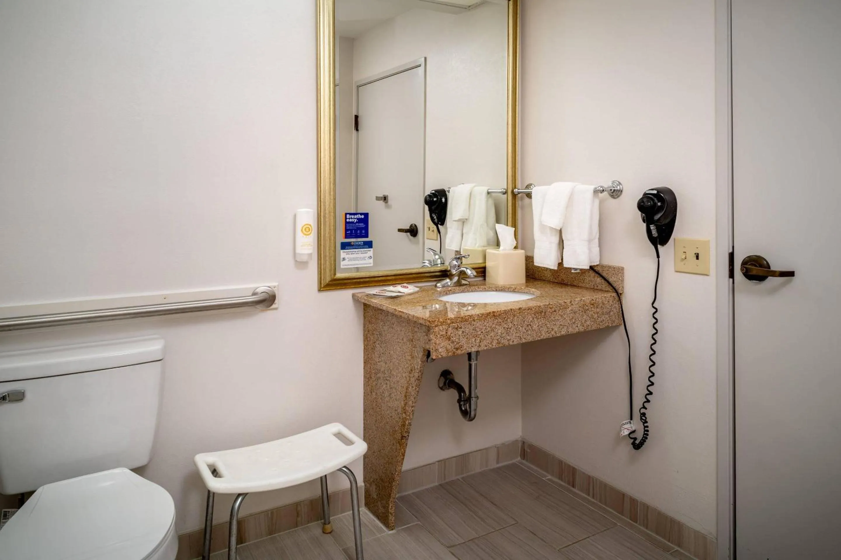 Bedroom in Comfort Suites Prestonsburg West