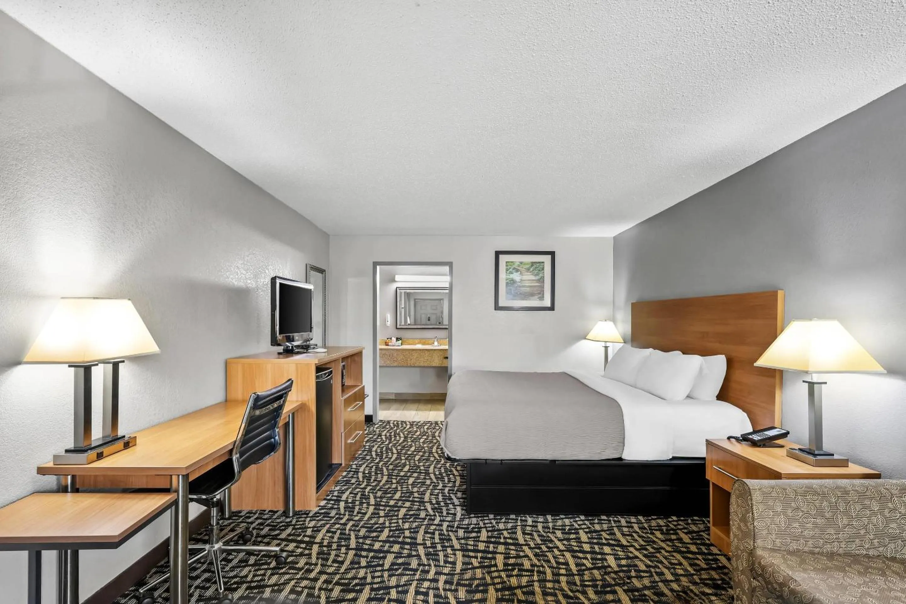 Bedroom, Bed in Quality Inn Bowling Green South