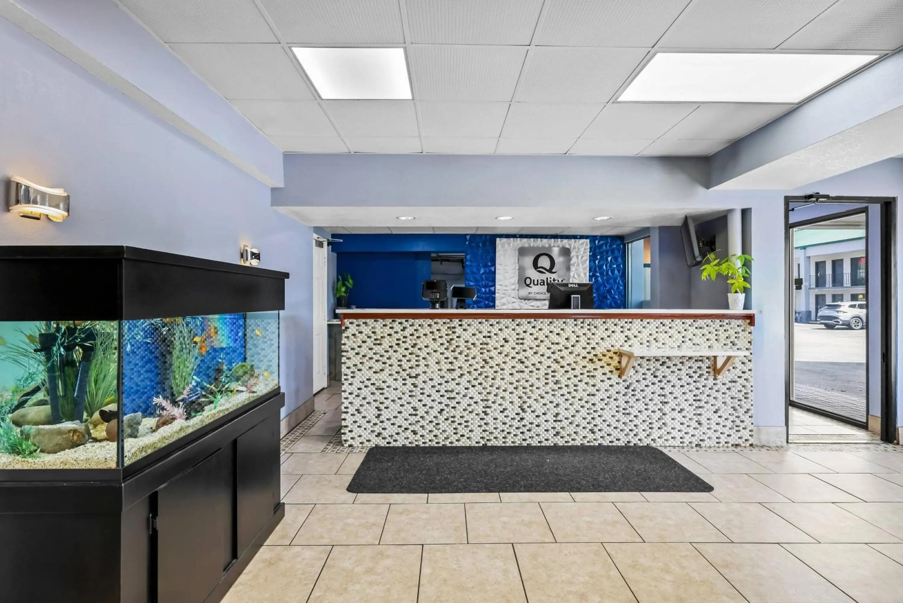 Lobby or reception in Quality Inn Bowling Green South