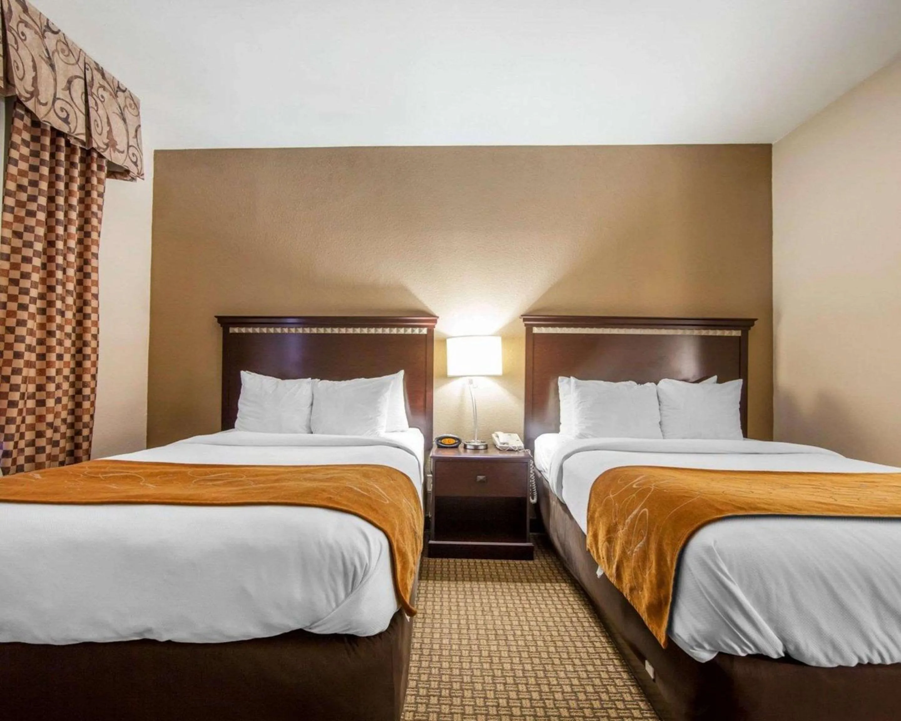 Comfort Suites London South