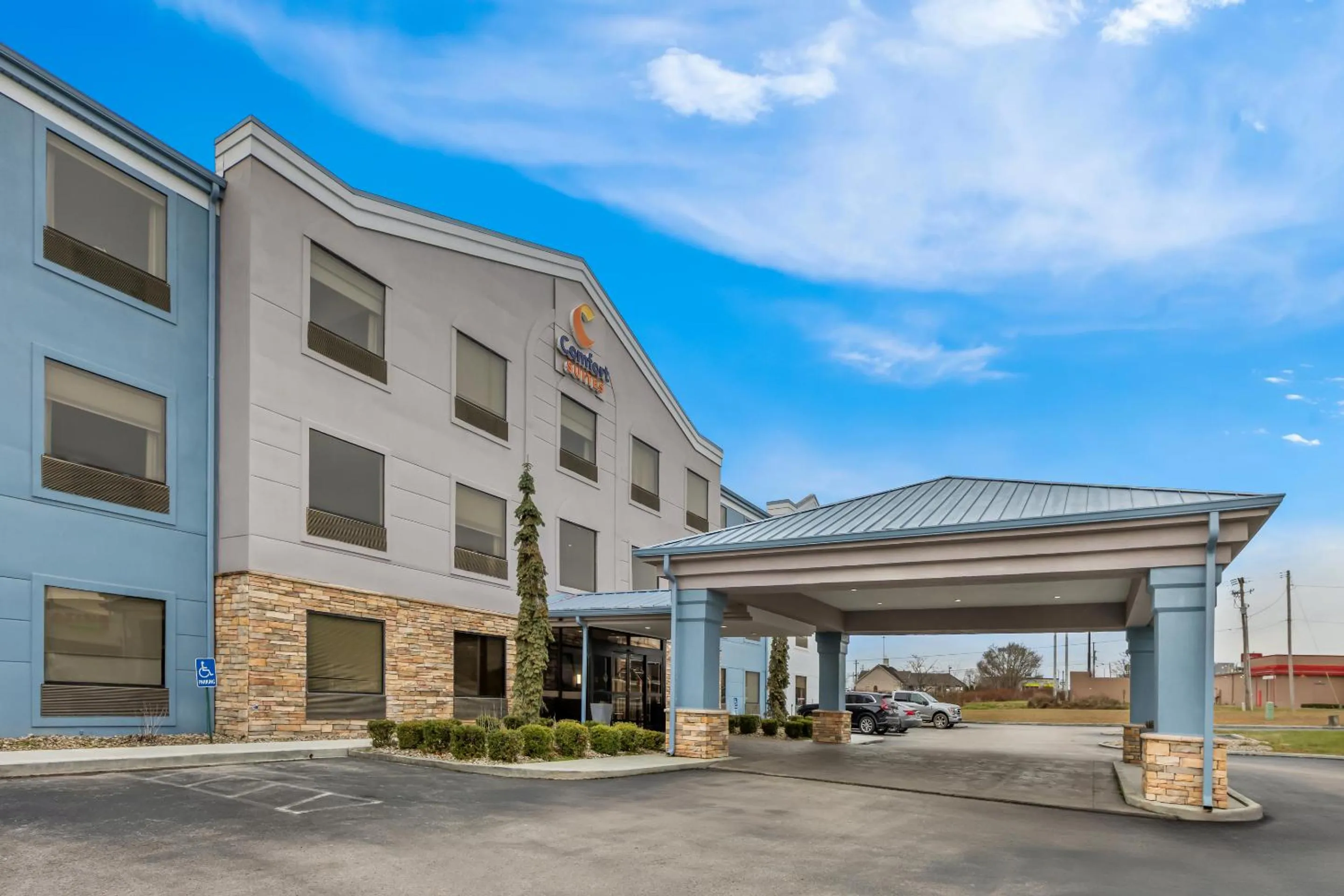 Property building in Comfort Suites London South