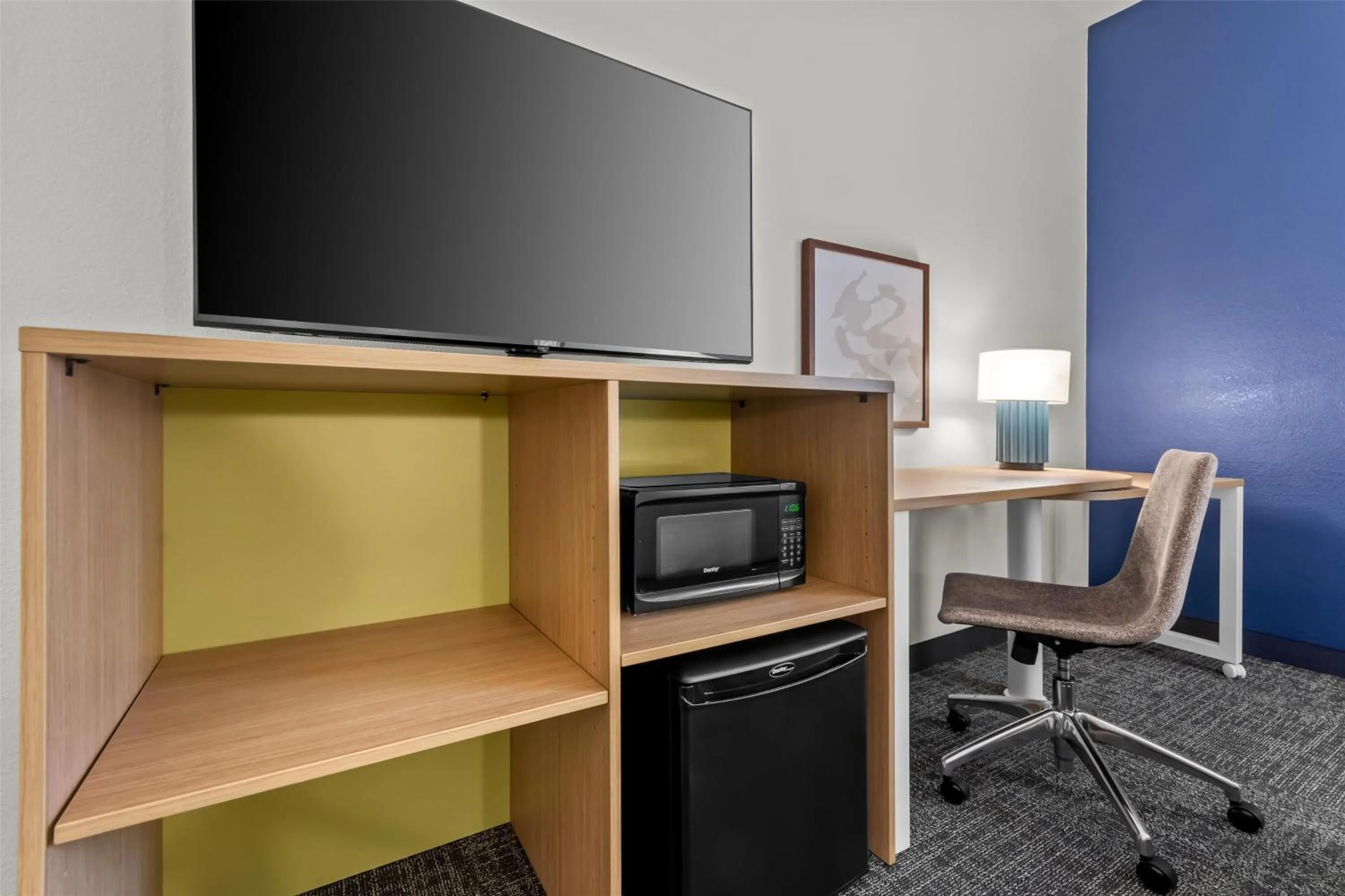 Bedroom in Spark by Hilton Lexington Hamburg