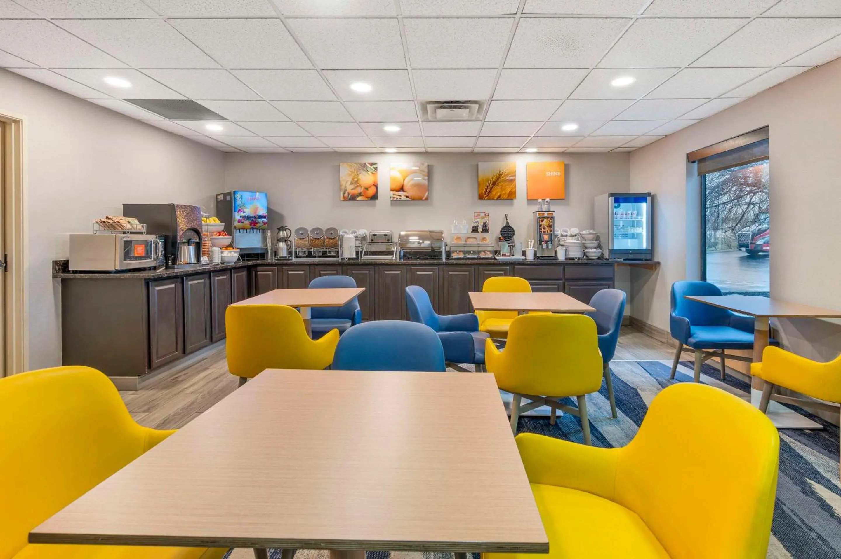 Breakfast in Comfort Inn Airport Turfway Road