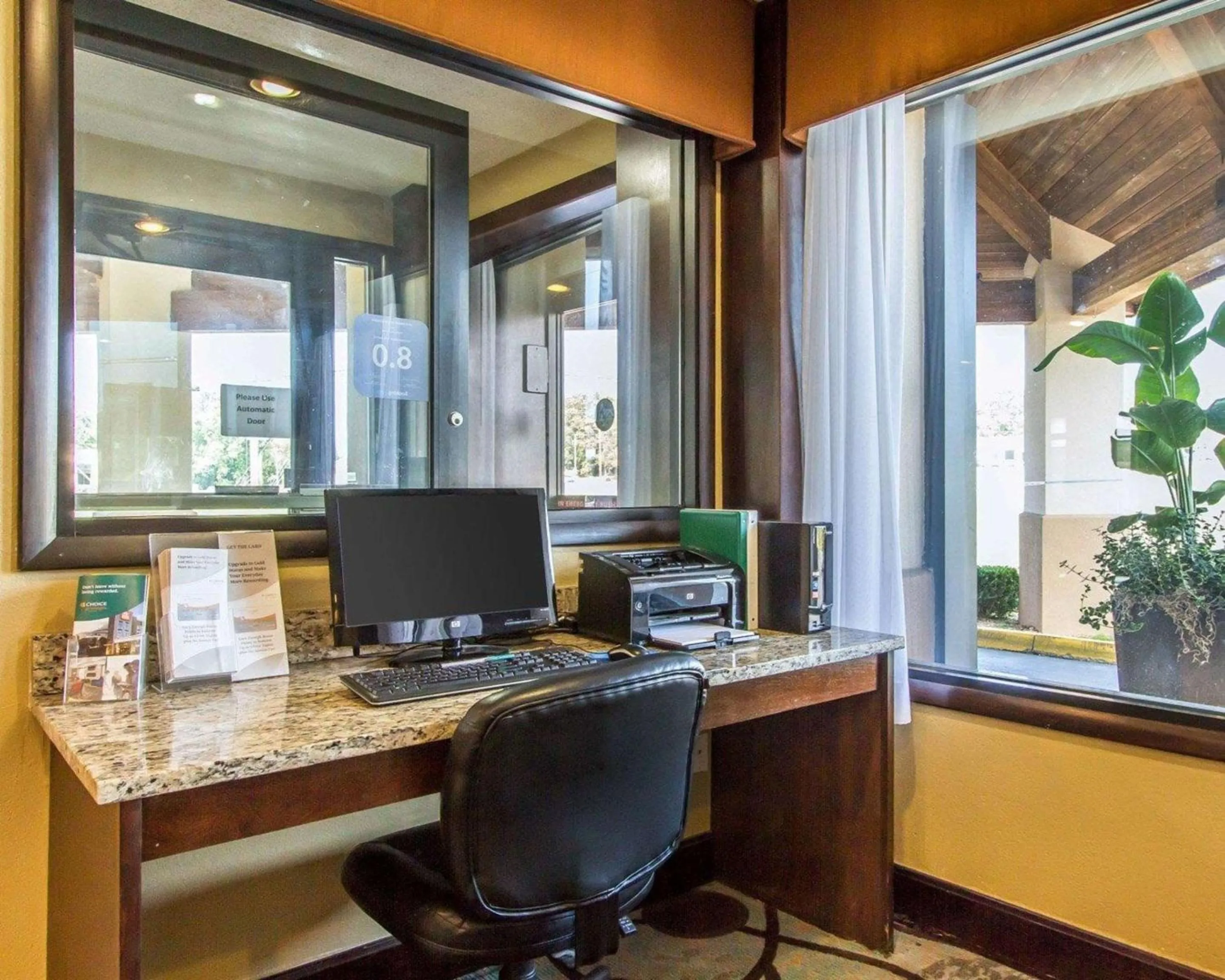 On site in Quality Inn Murray University Area