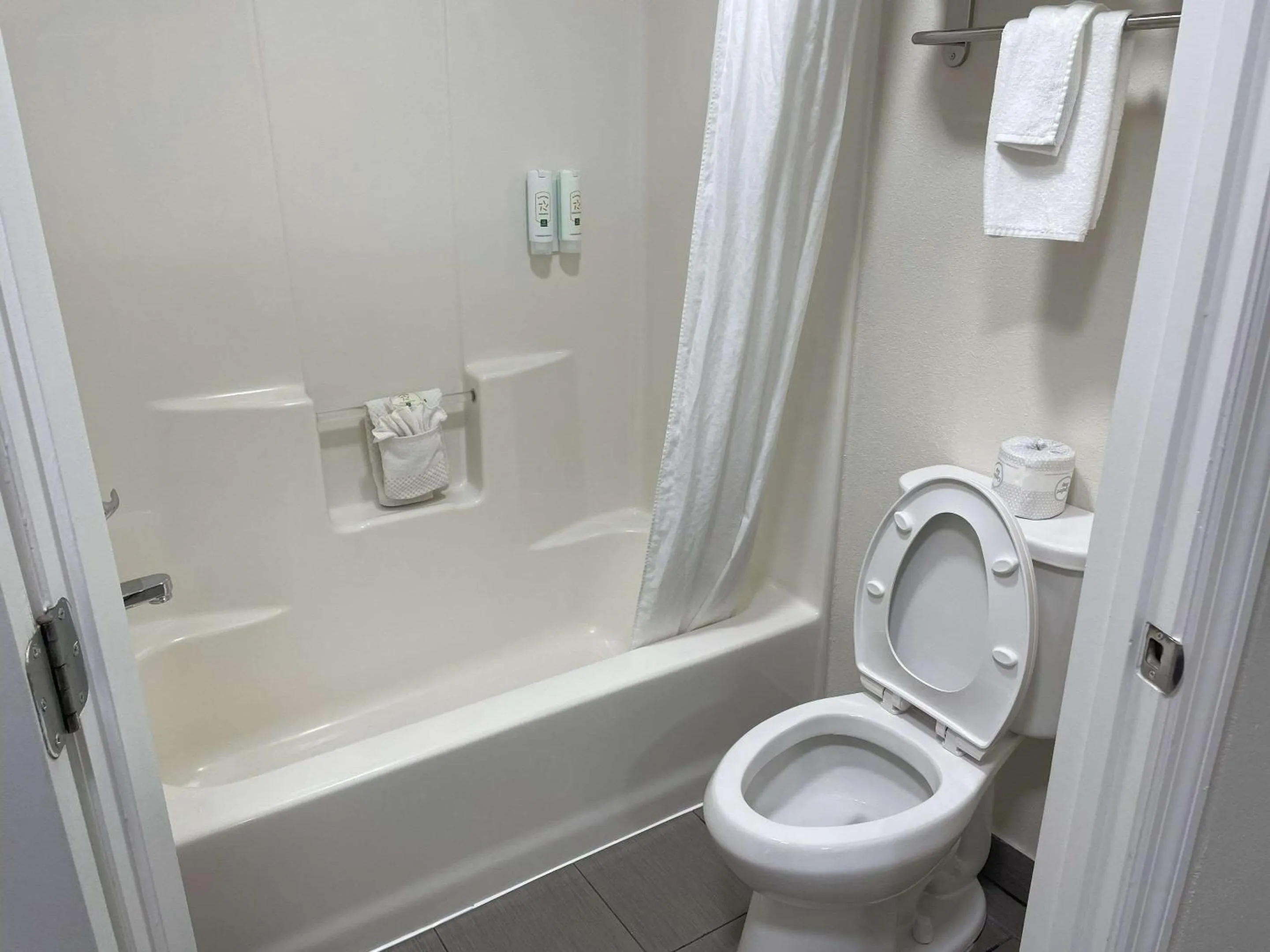 Bedroom in Quality Inn Richmond