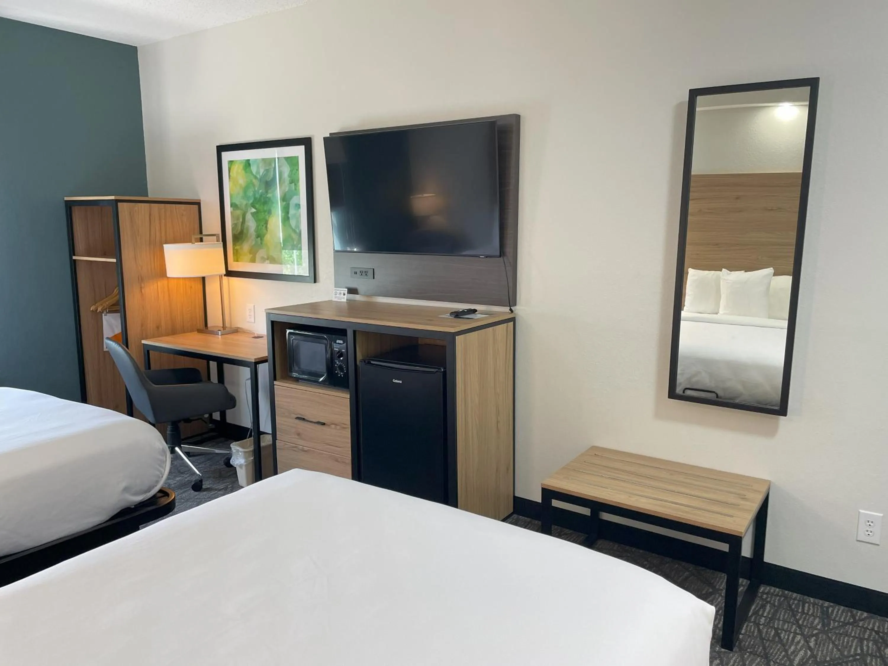 Bed in Quality Inn Richmond