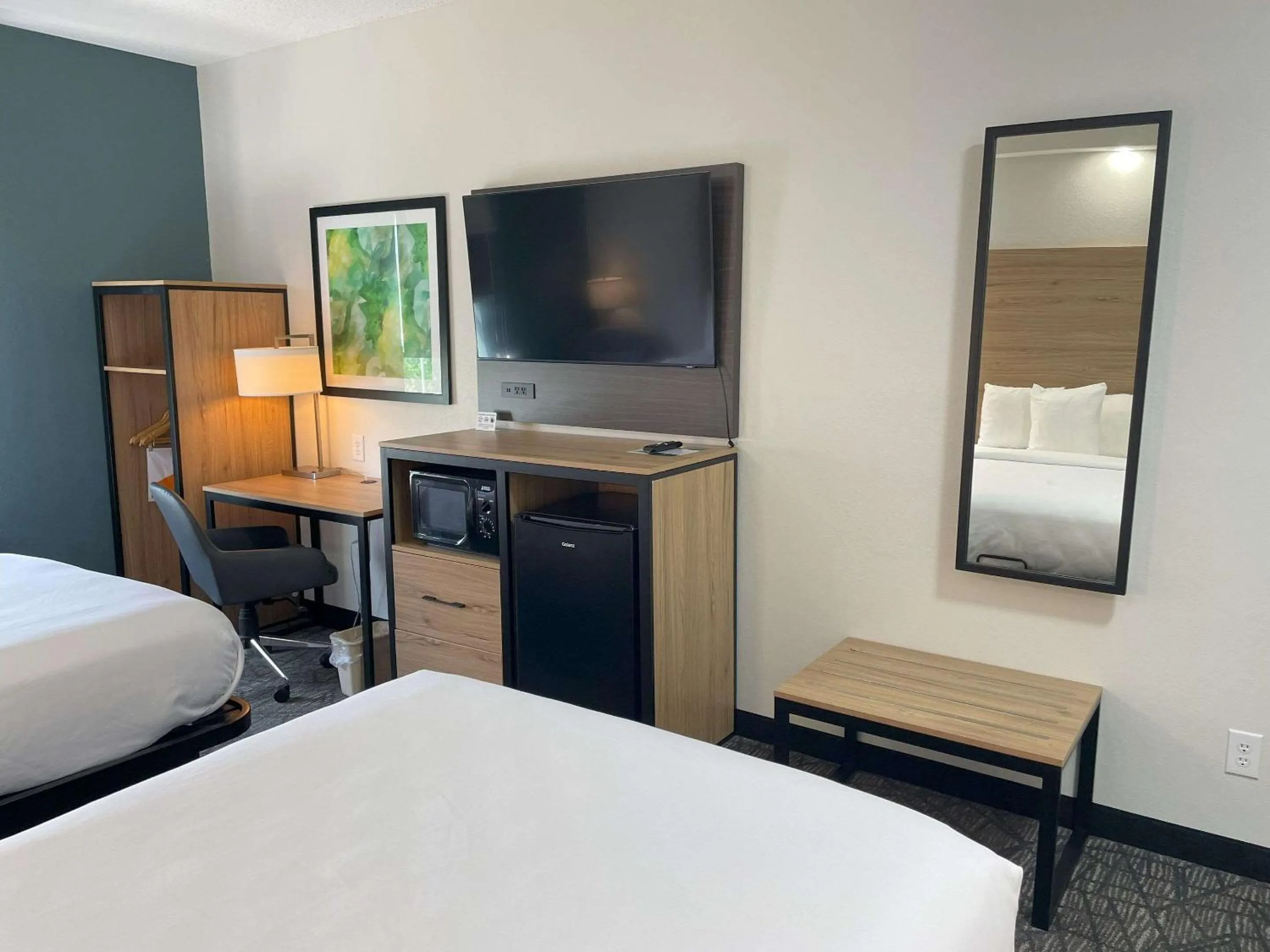 Bedroom, Bed in Quality Inn Richmond