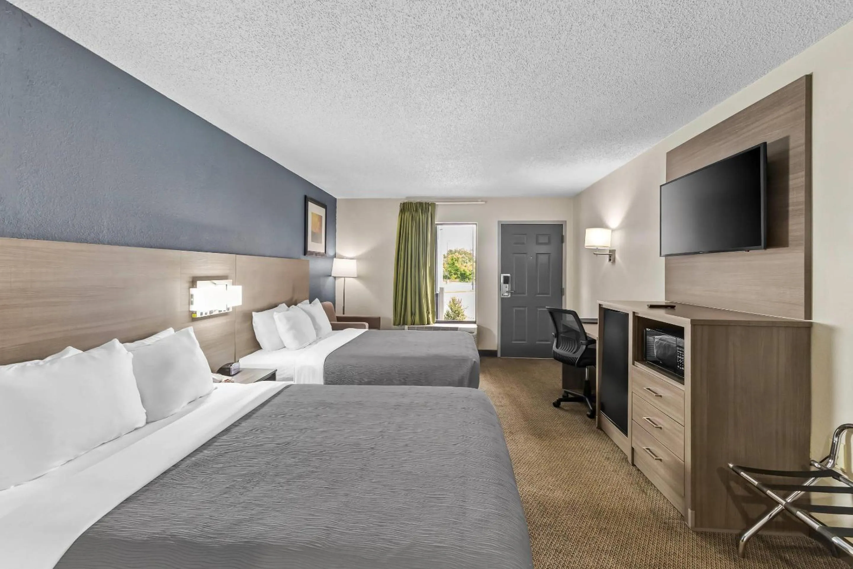 Bedroom, Bed in Quality Inn Oak Grove Fort Campbell