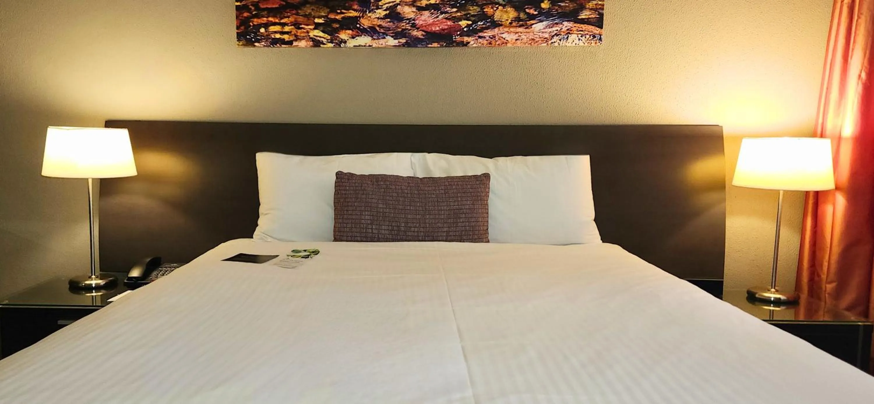 Bed in Pavilion On Northbourne