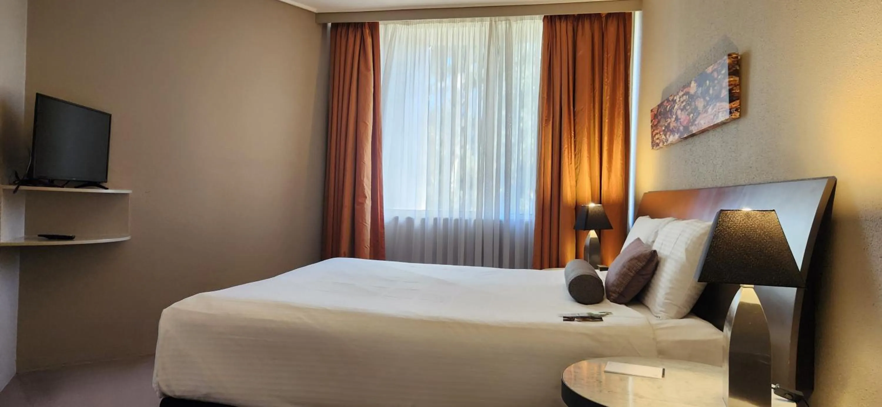 Bedroom, Bed in Pavilion On Northbourne